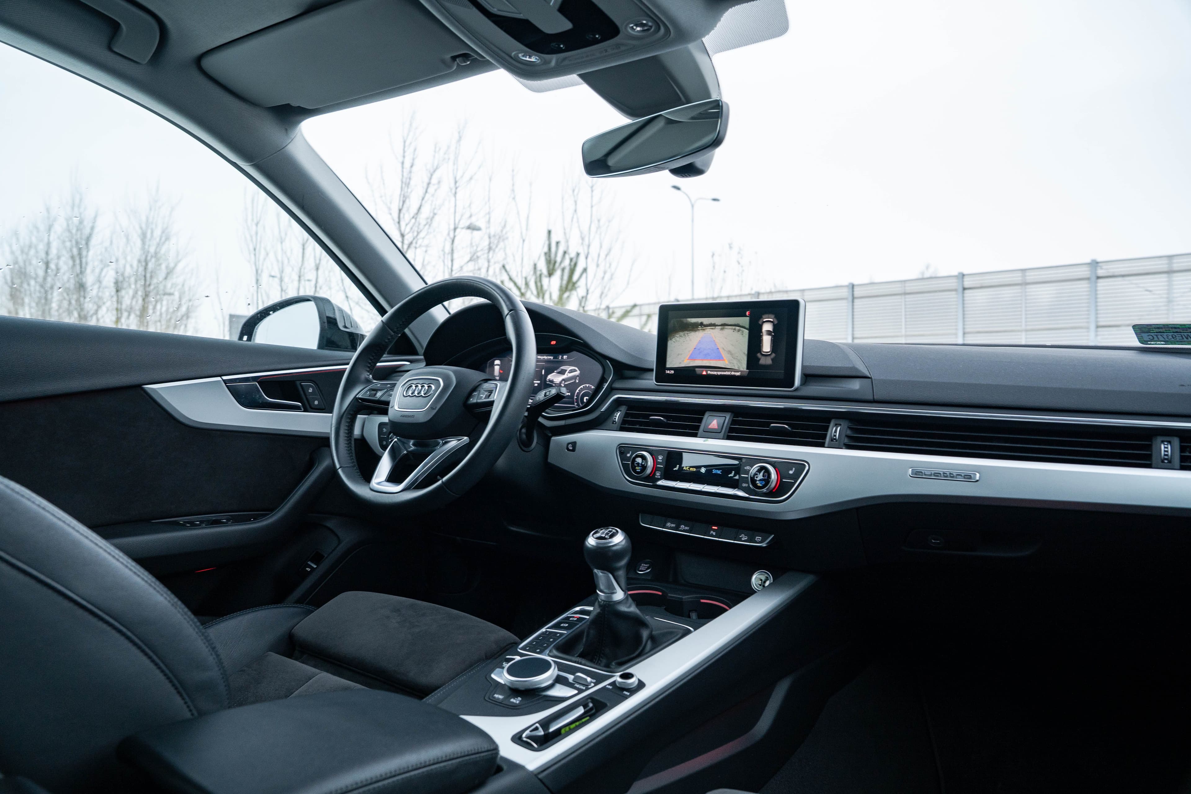 Audi A4 zdjęcie 23