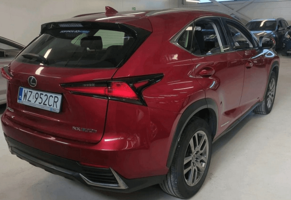 Lexus NX zdjęcie 4