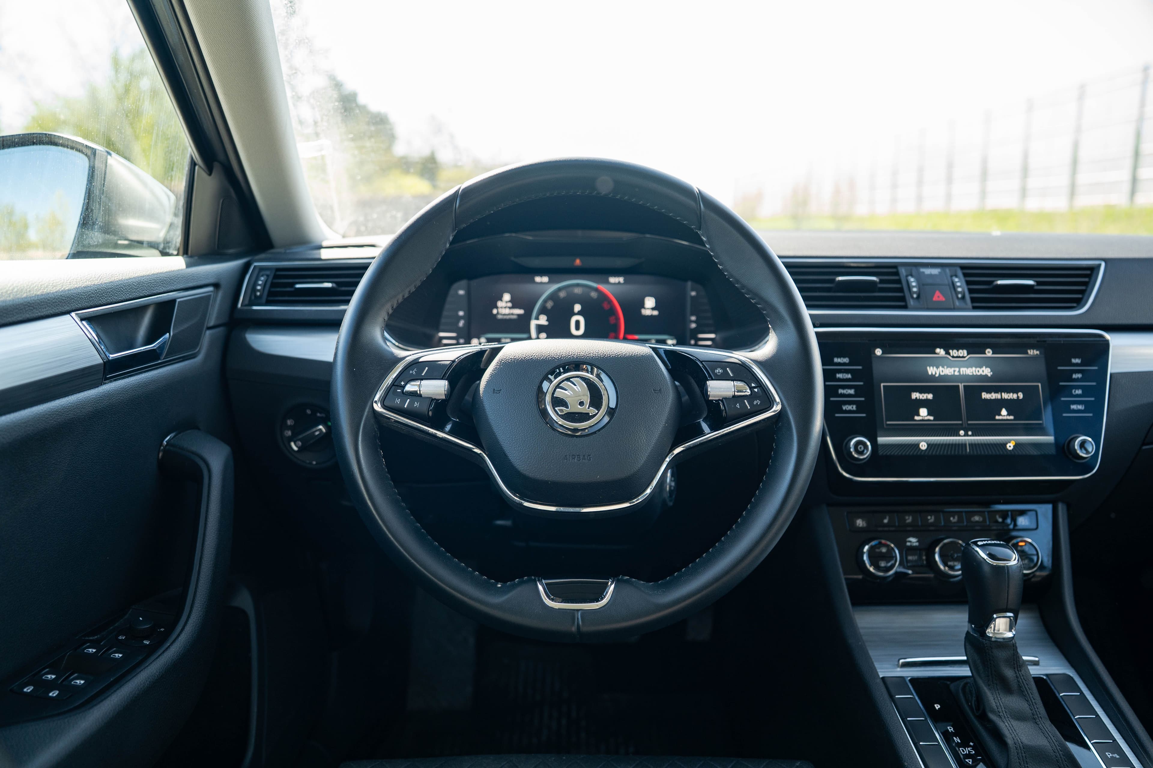 Skoda Superb zdjęcie 17