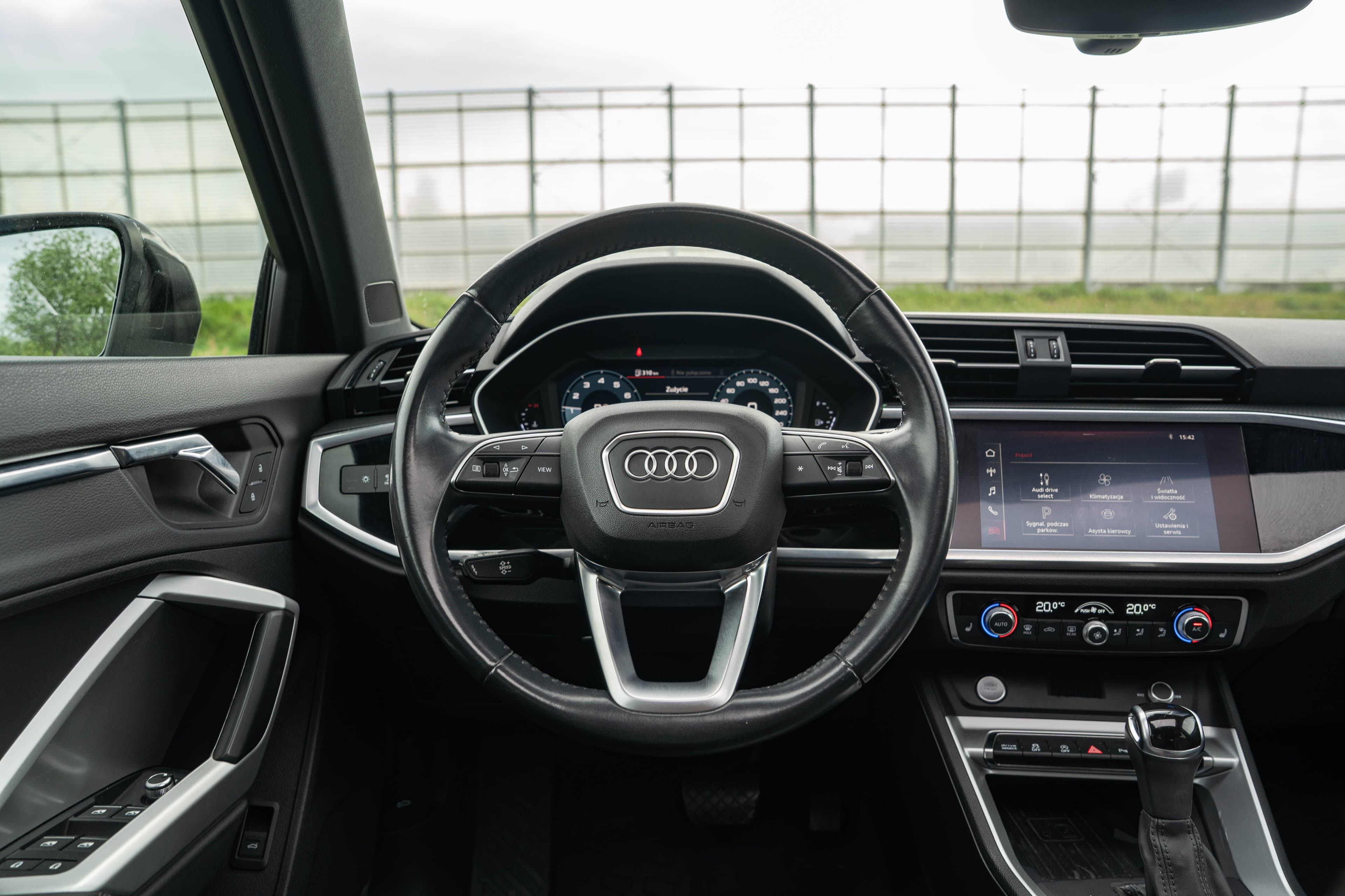 Audi Q3 zdjęcie 18