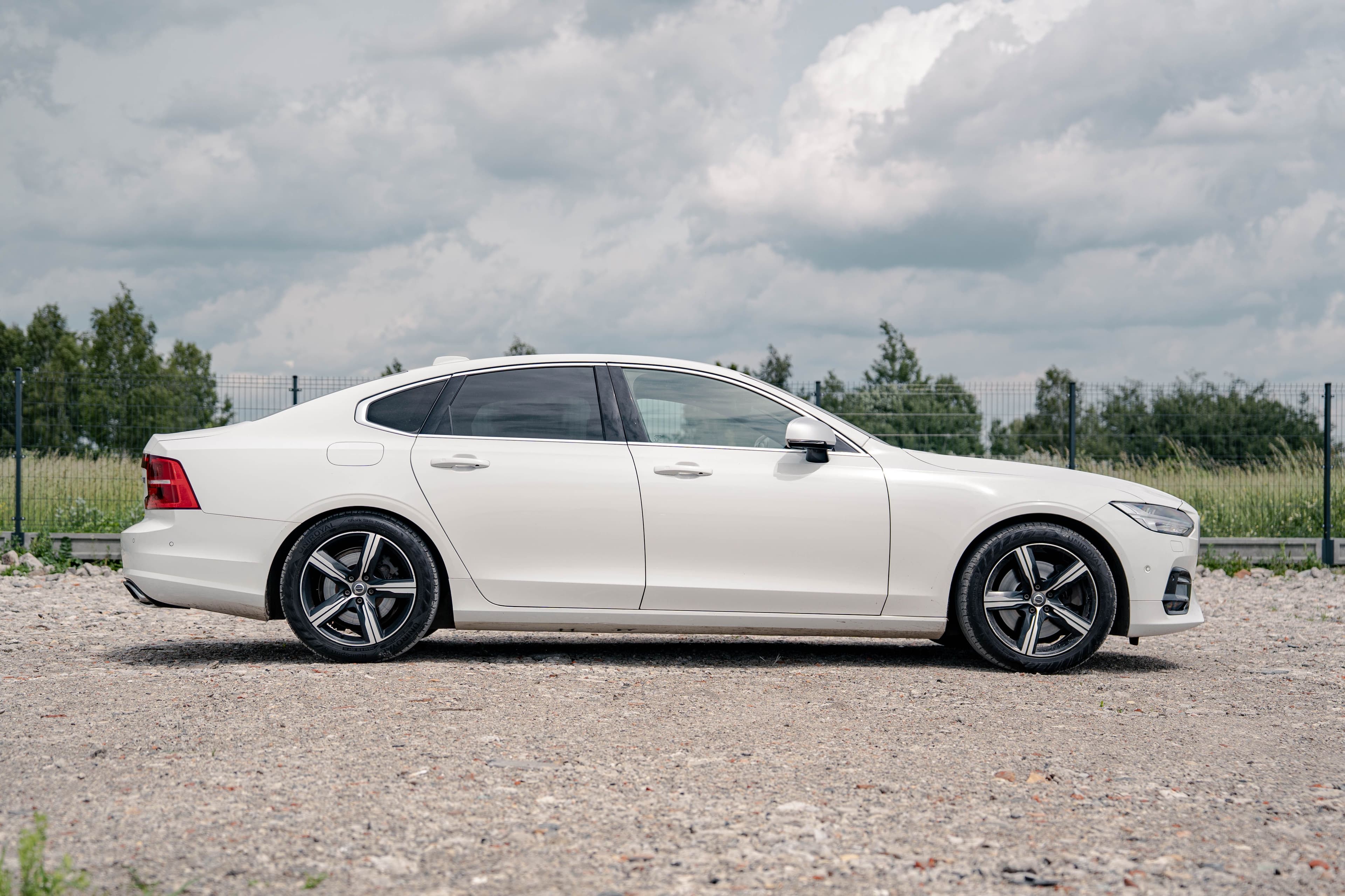 Volvo S90 zdjęcie 10