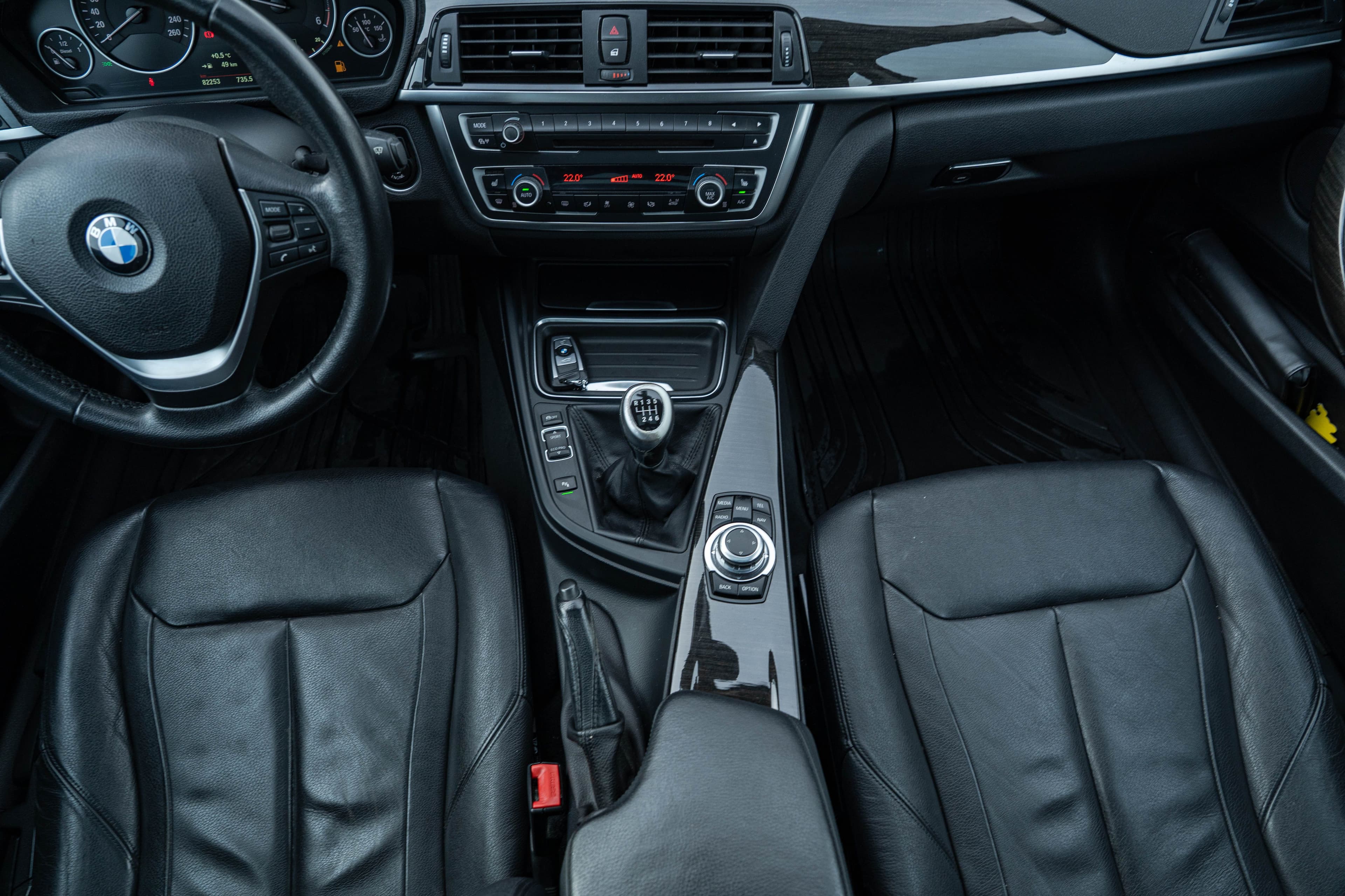 BMW Seria 3 zdjęcie 22