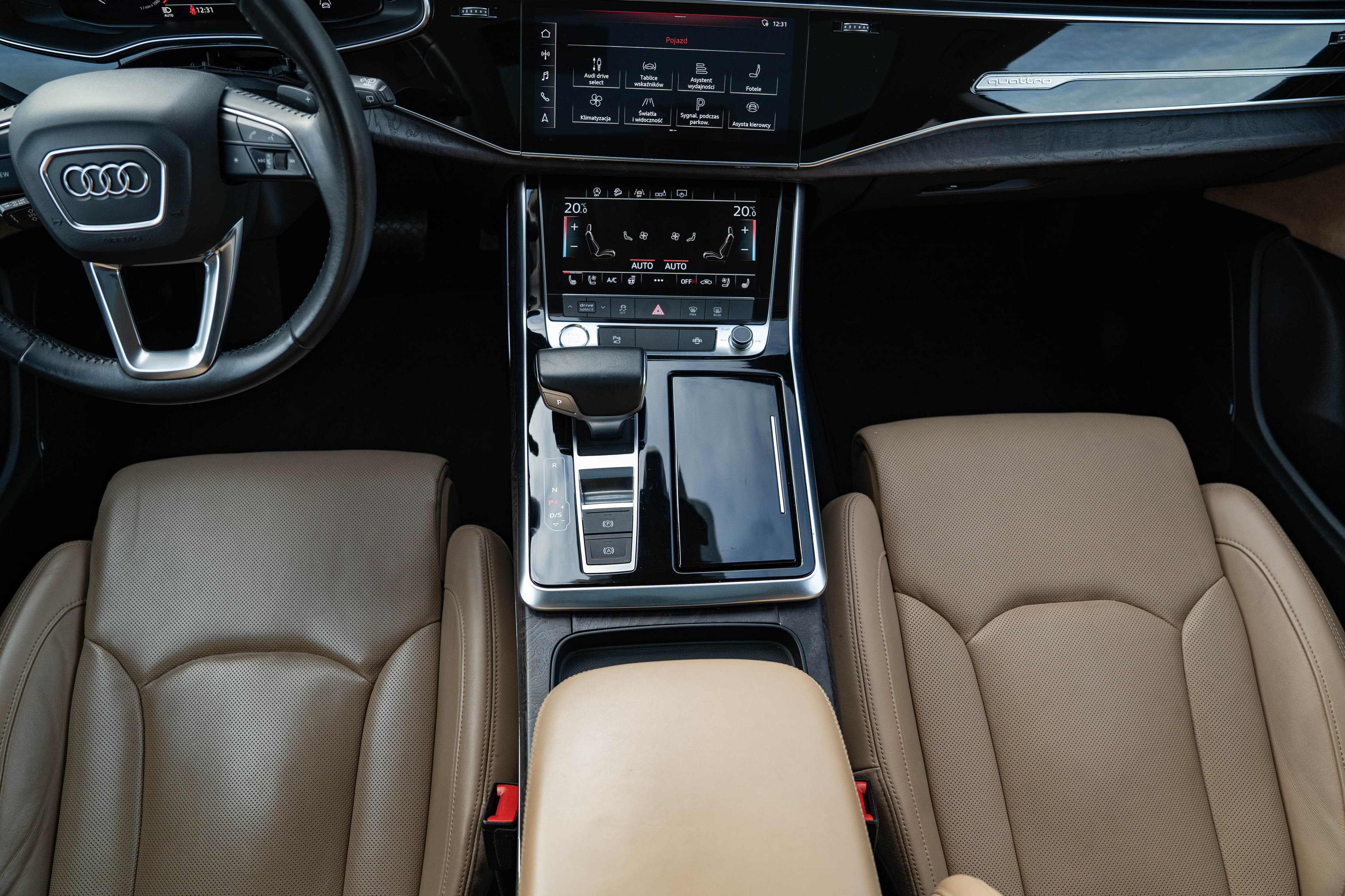 Audi Q8 zdjęcie 19