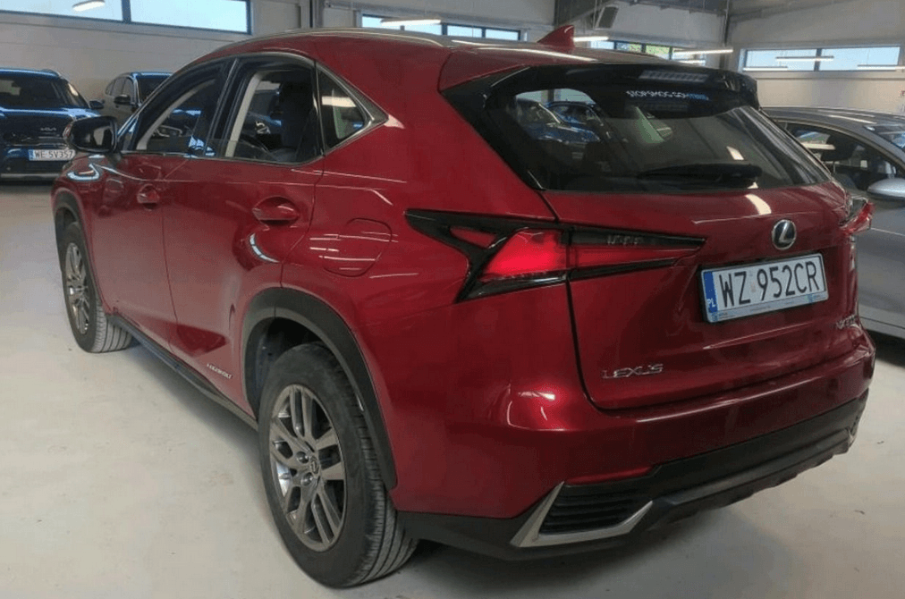 Lexus NX zdjęcie 3