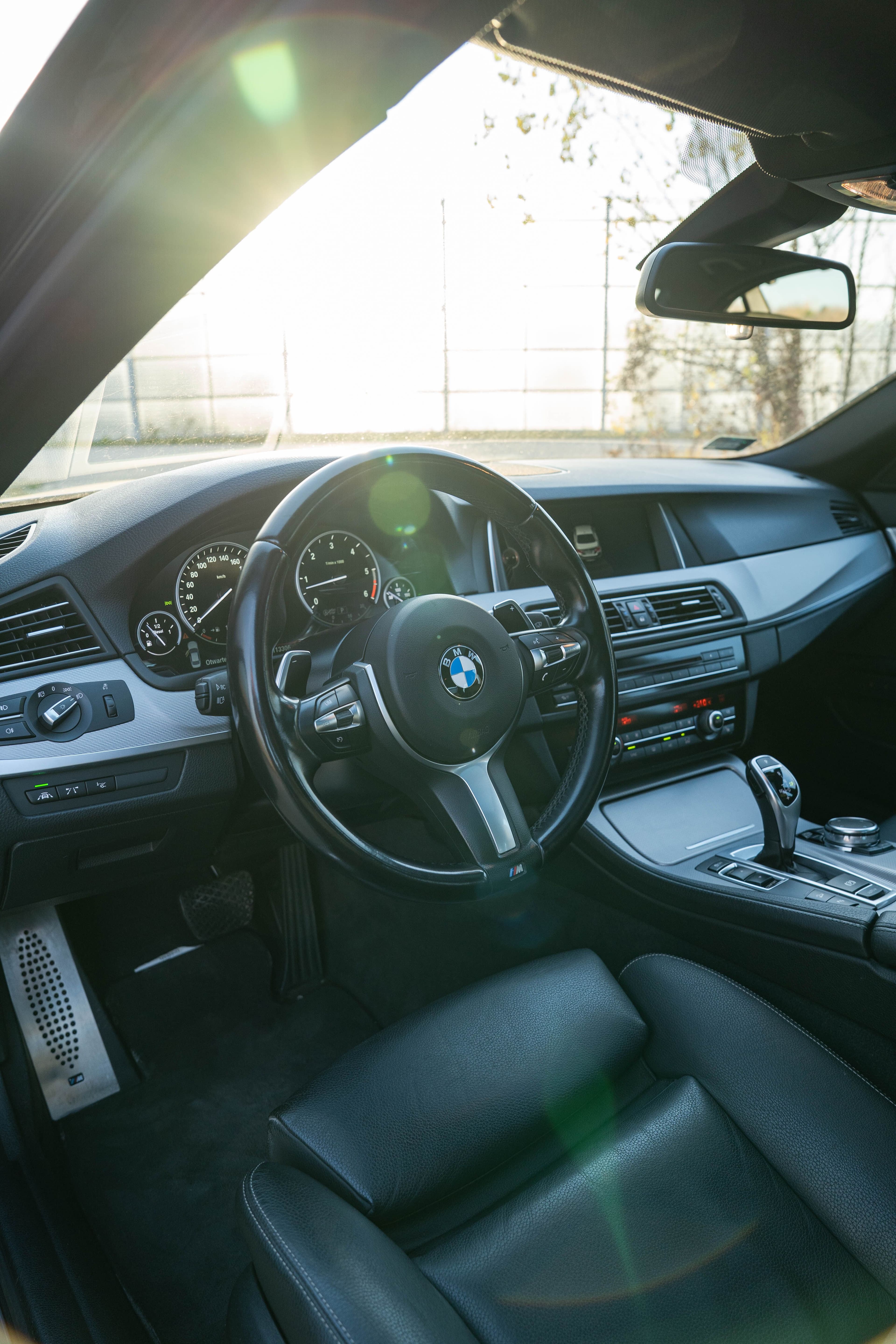 BMW Seria 5 zdjęcie 12