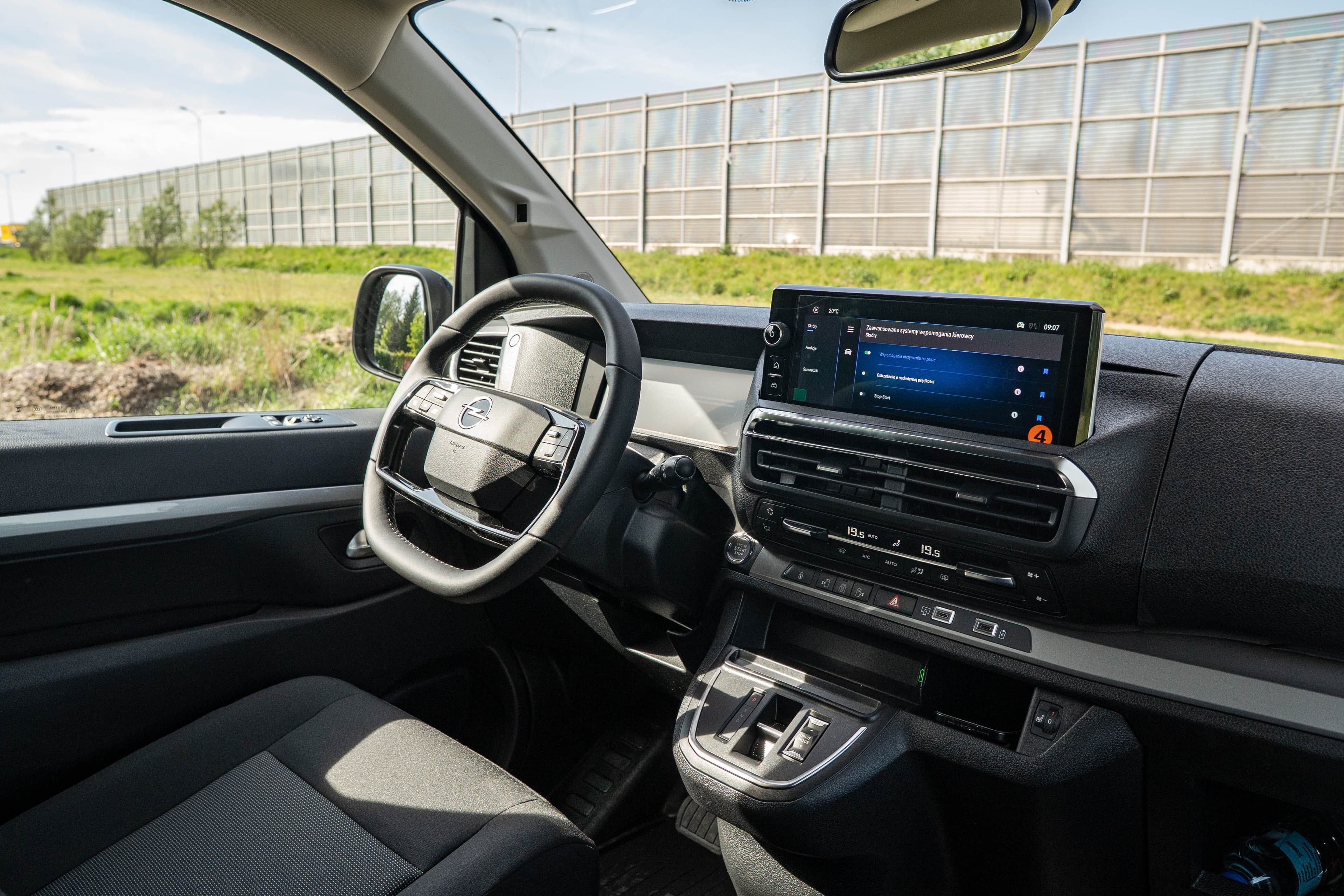 Opel Zafira zdjęcie 23