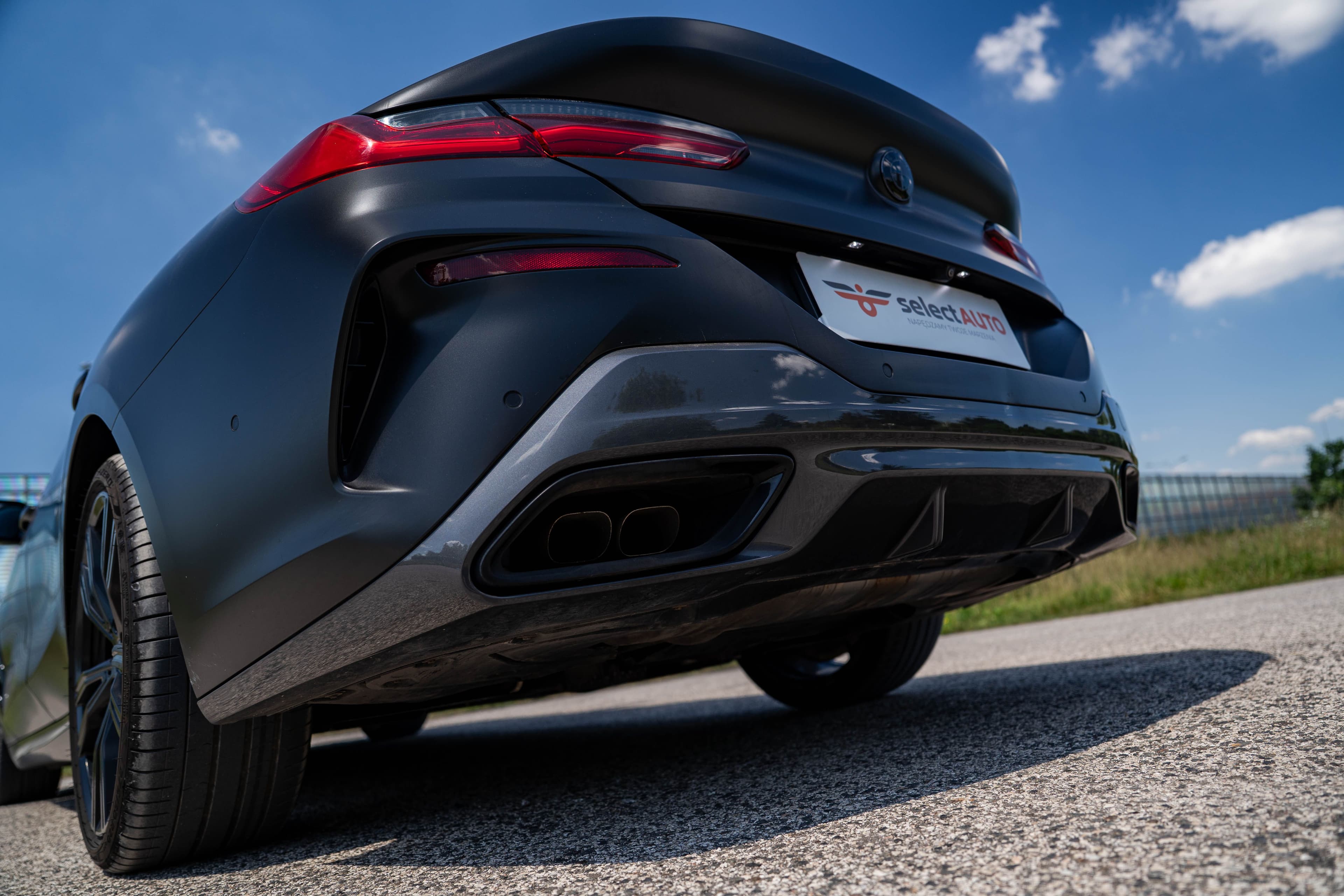 BMW Seria 8 zdjęcie 13