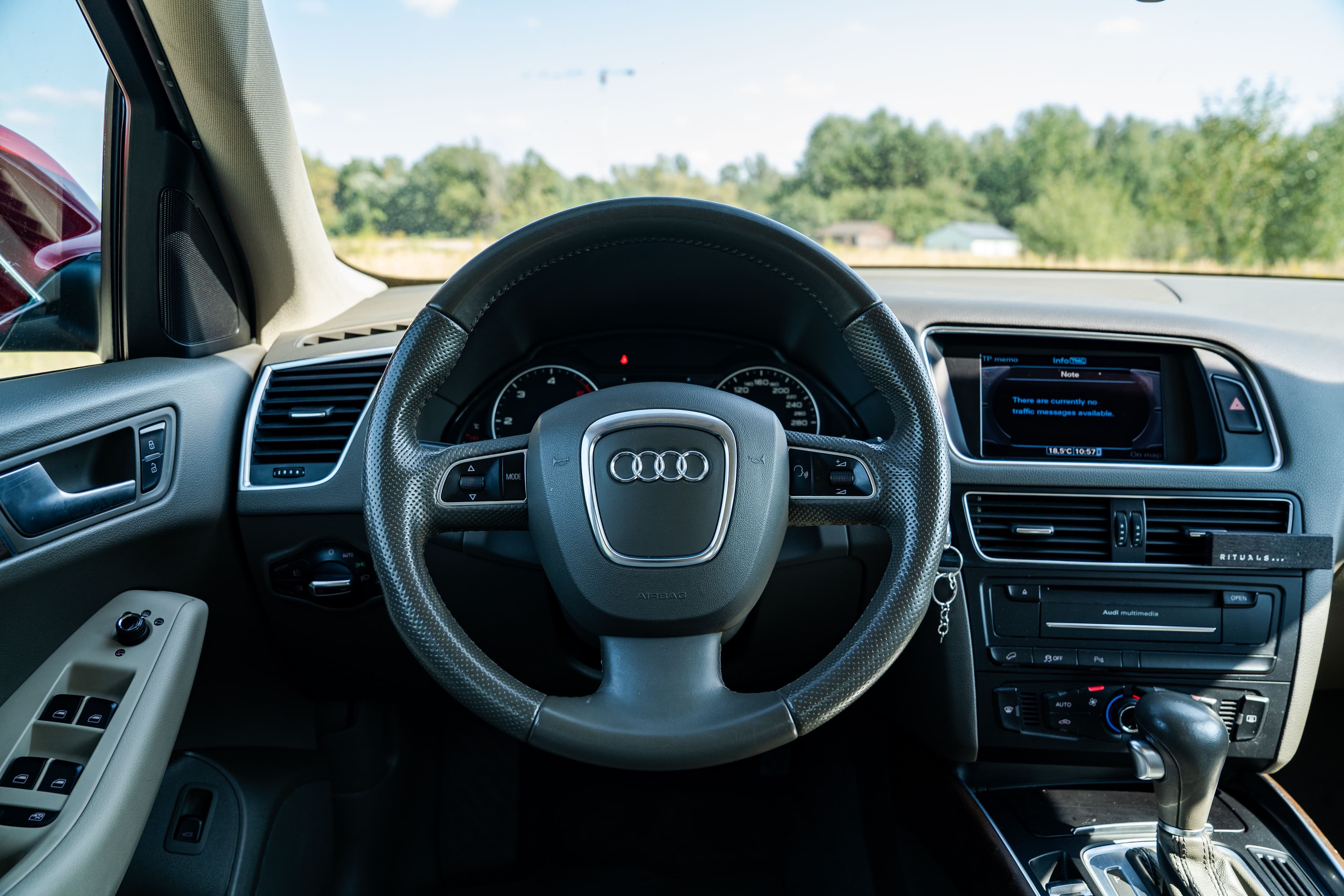 Audi Q5 zdjęcie 16