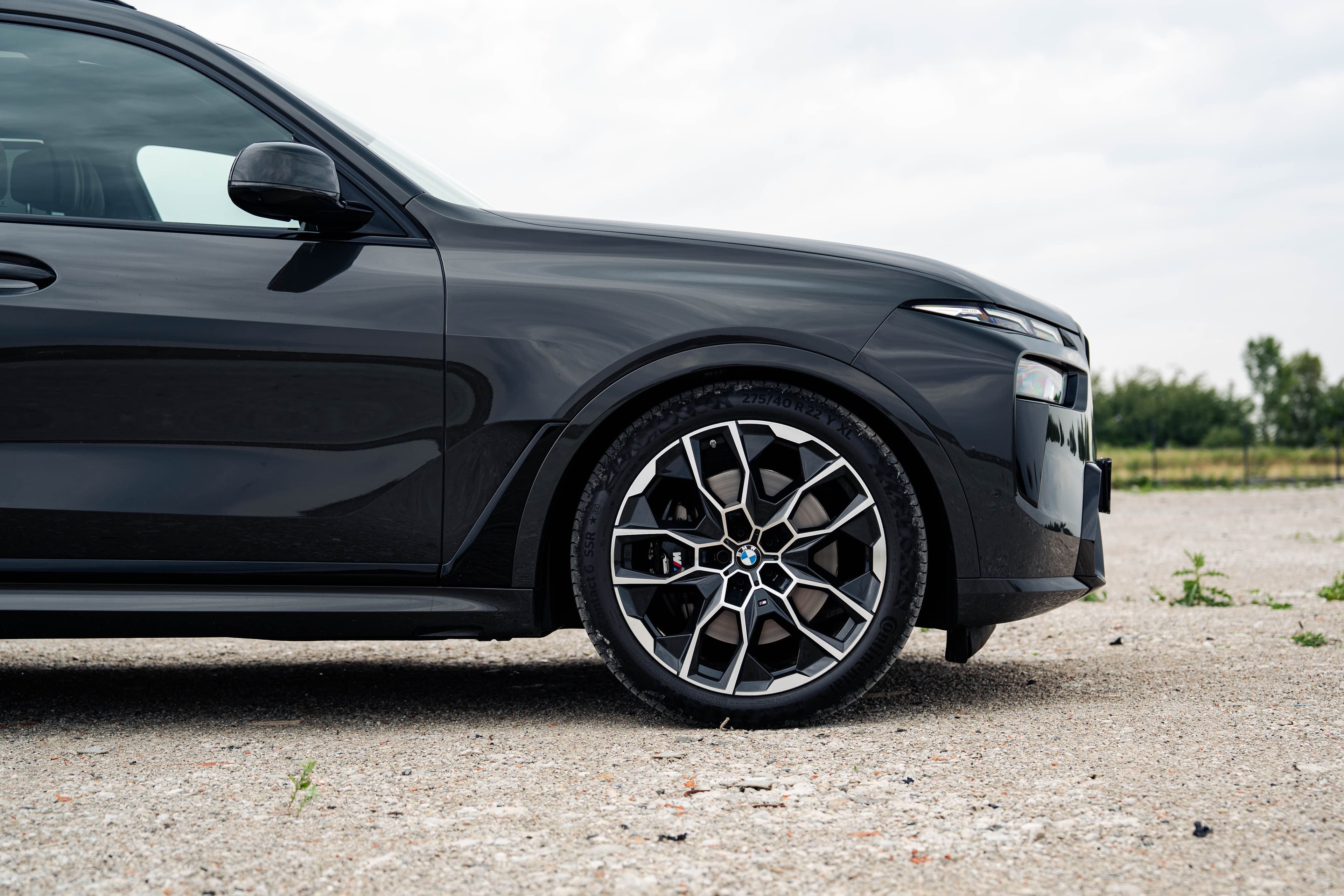 BMW X7 zdjęcie 9