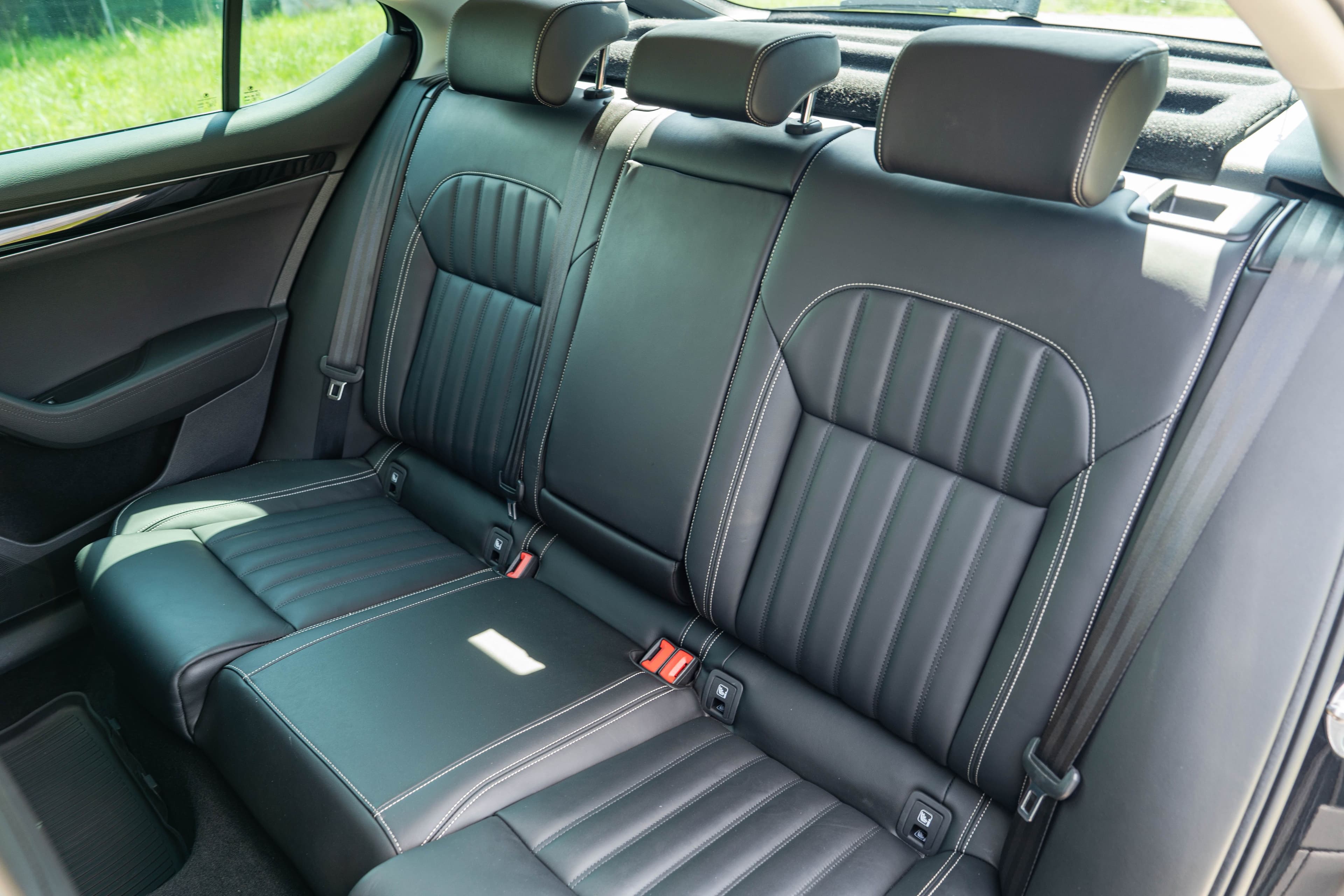 Skoda Superb zdjęcie 27