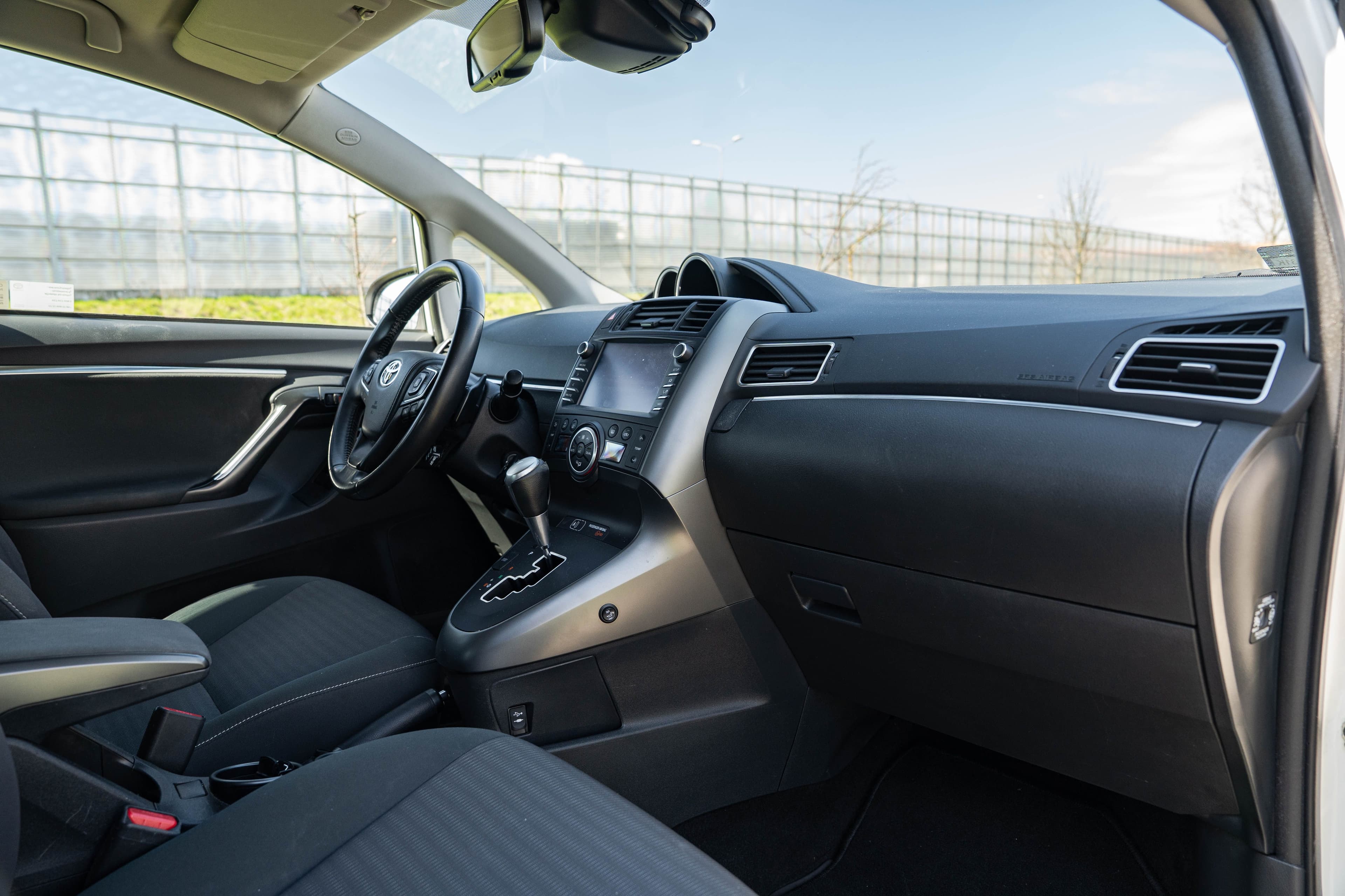 Toyota Verso zdjęcie 19