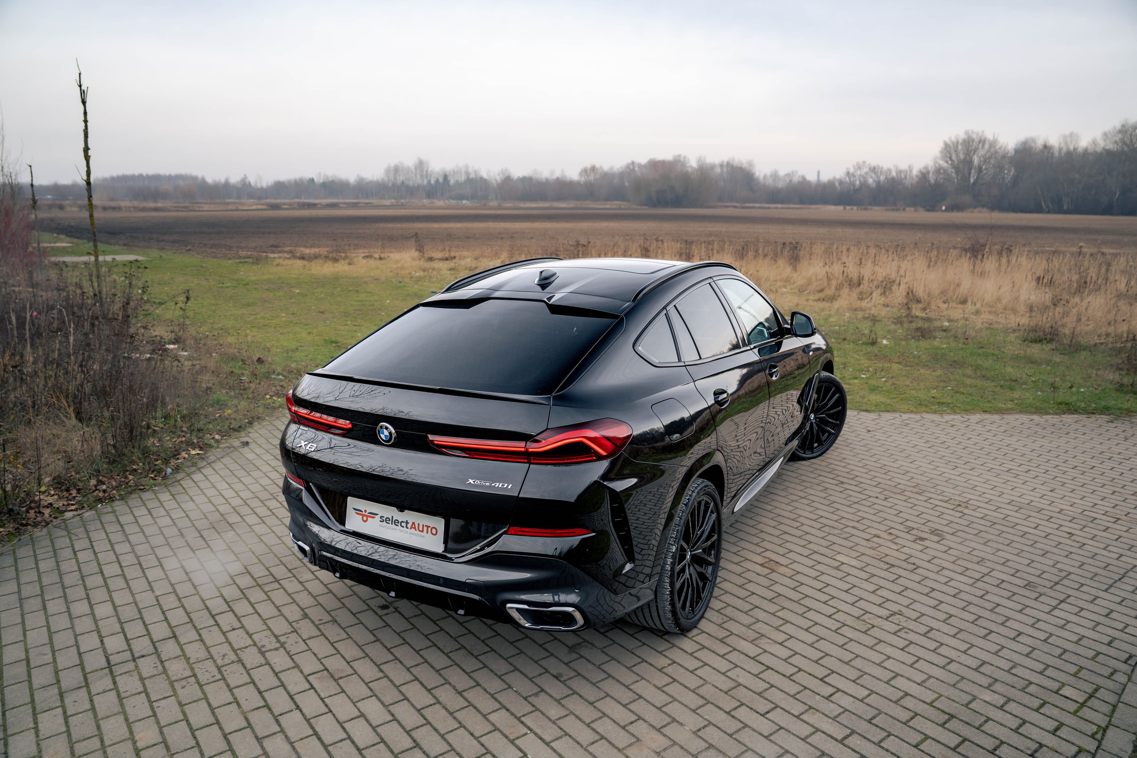 BMW X6 zdjęcie 16
