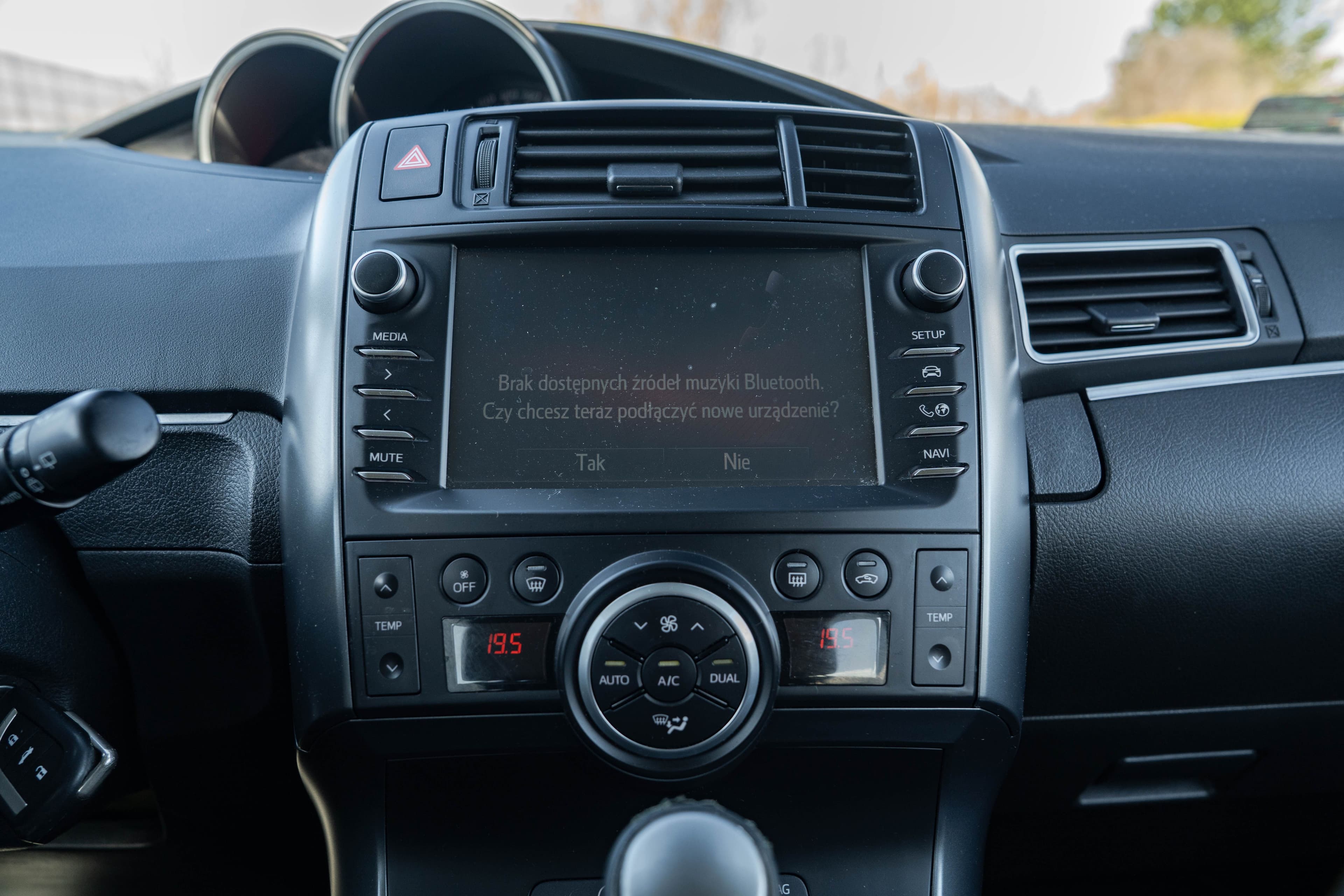 Toyota Verso zdjęcie 18