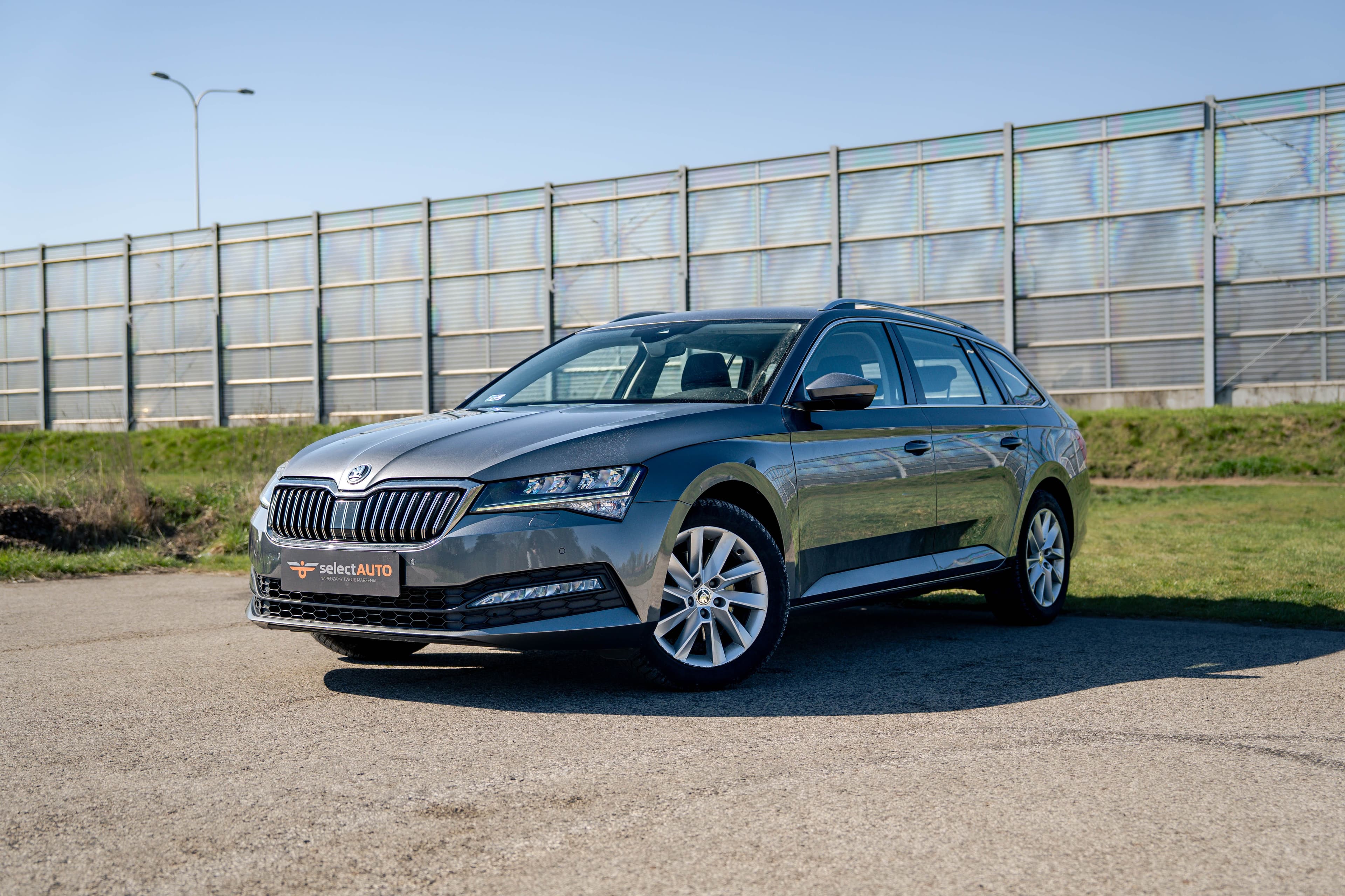 Skoda Superb zdjęcie 1