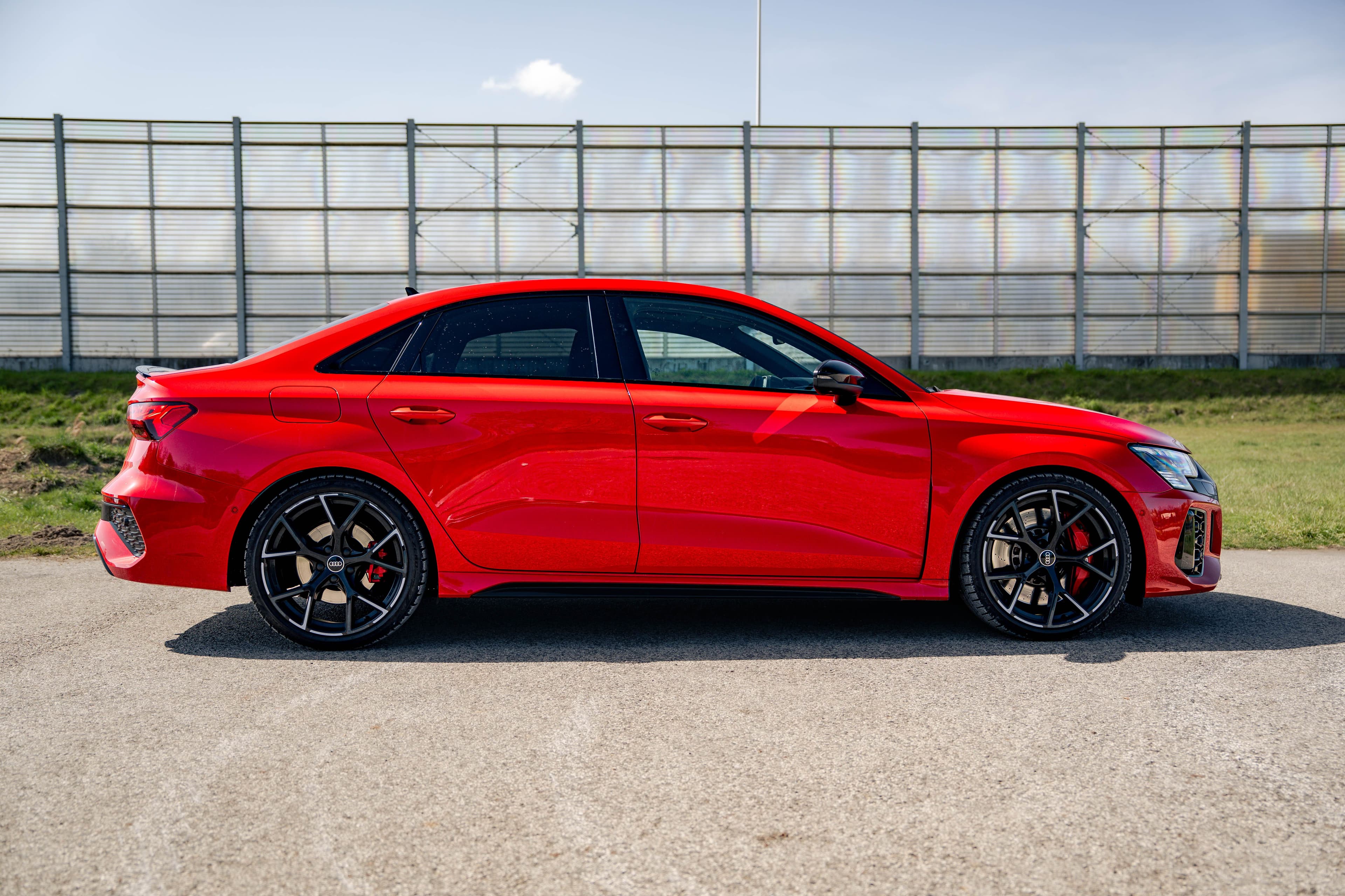 Audi RS3 zdjęcie 9