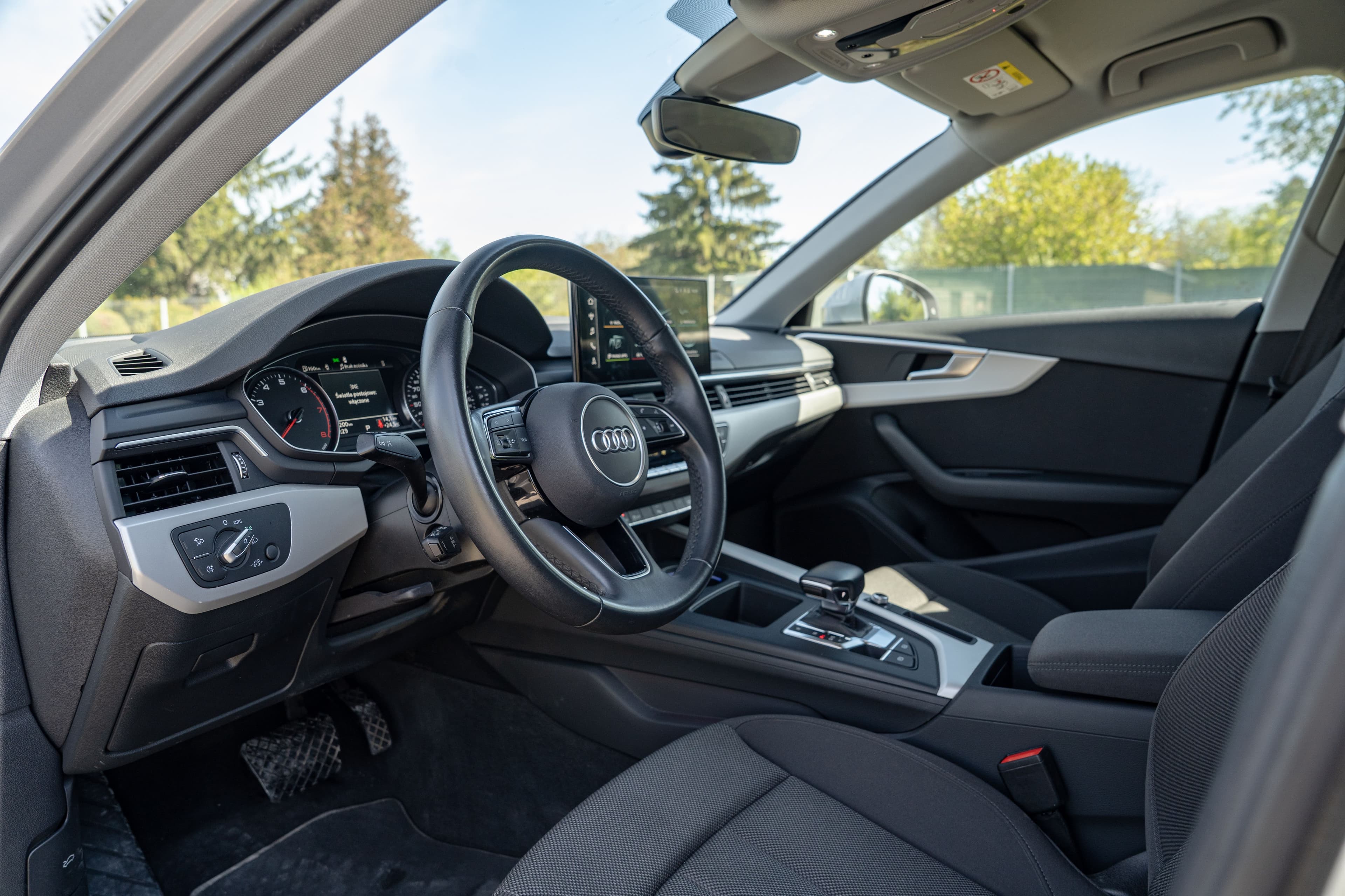 Audi A4 zdjęcie 14