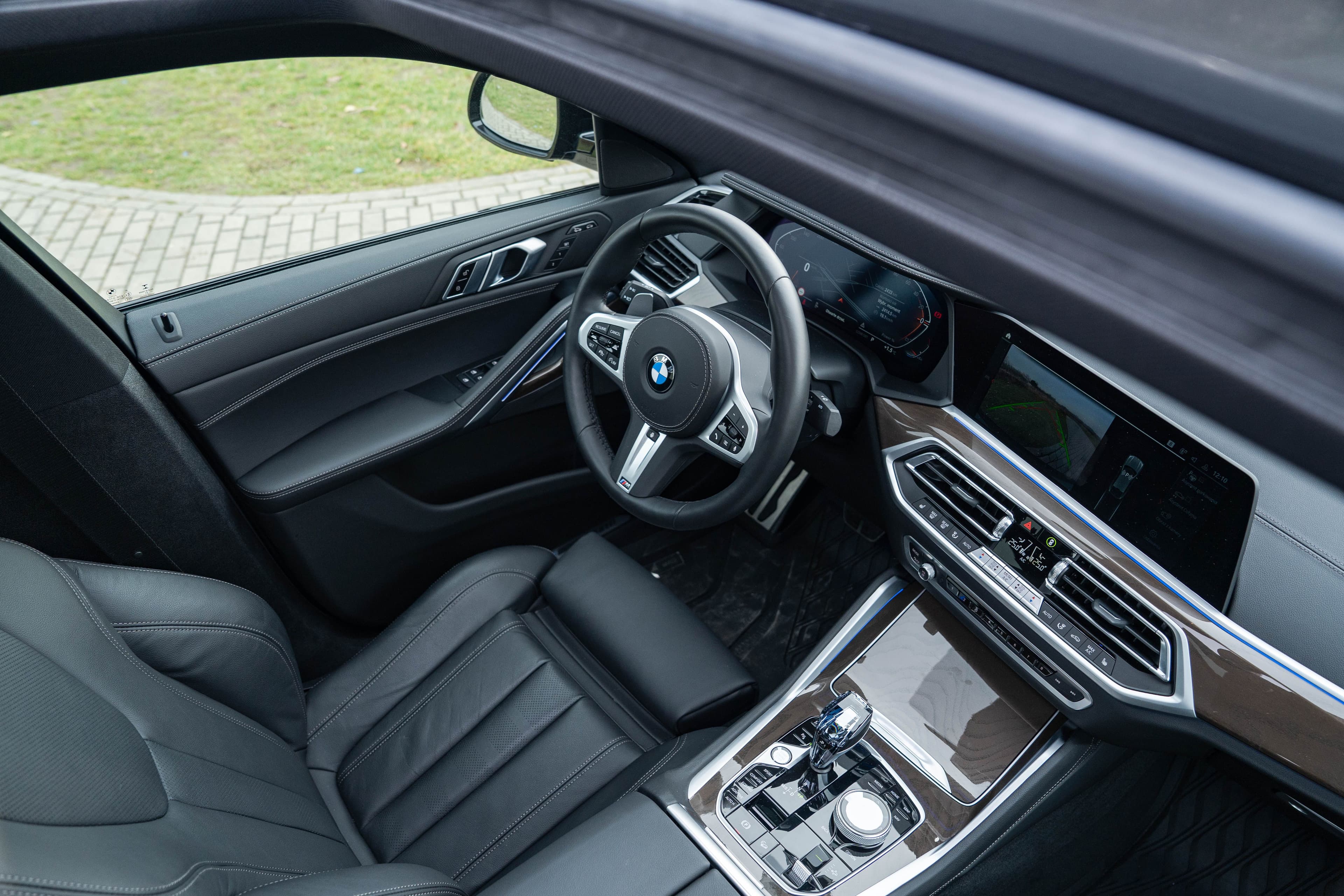 BMW X6 zdjęcie 25