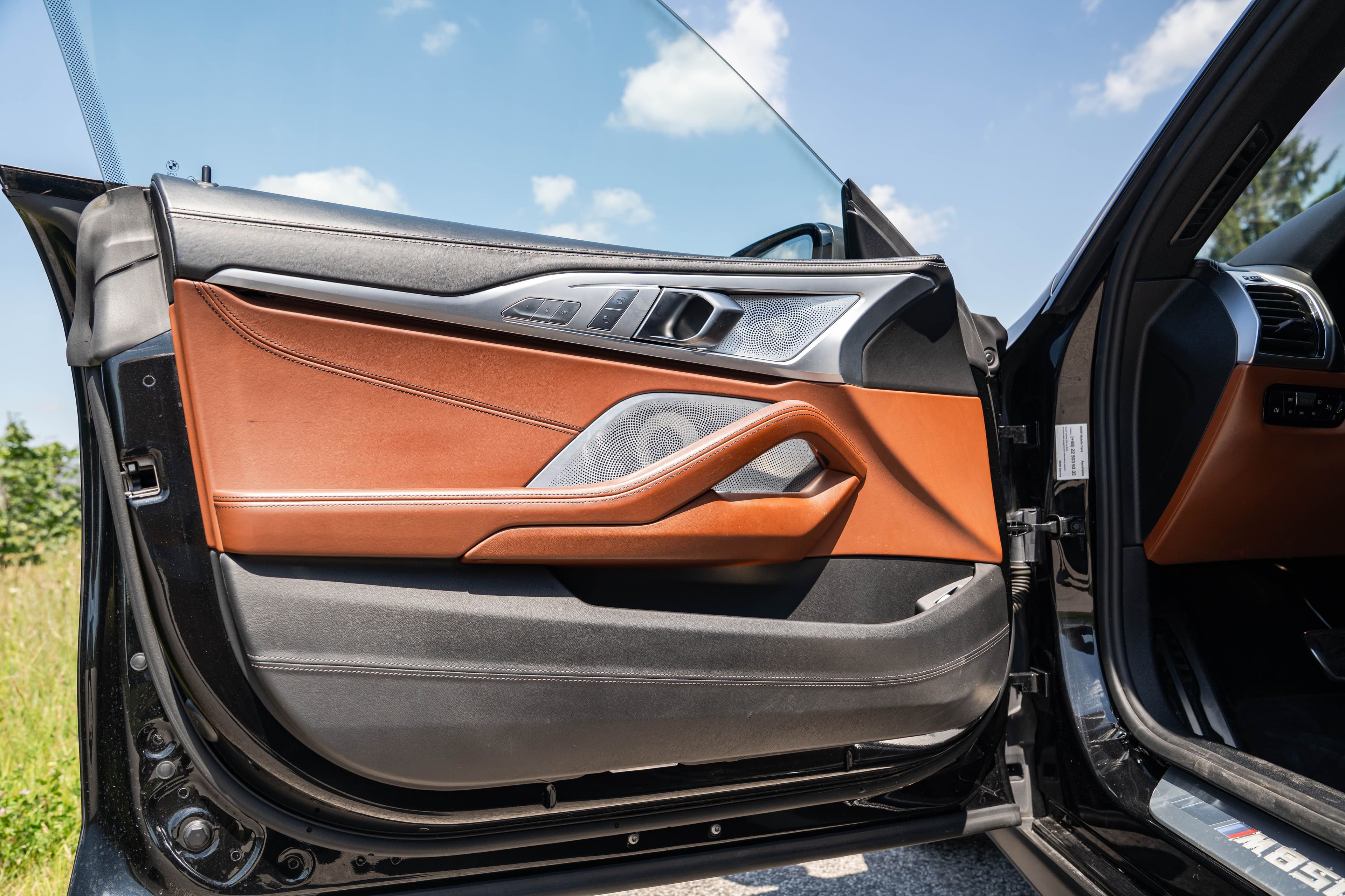 BMW Seria 8 zdjęcie 30