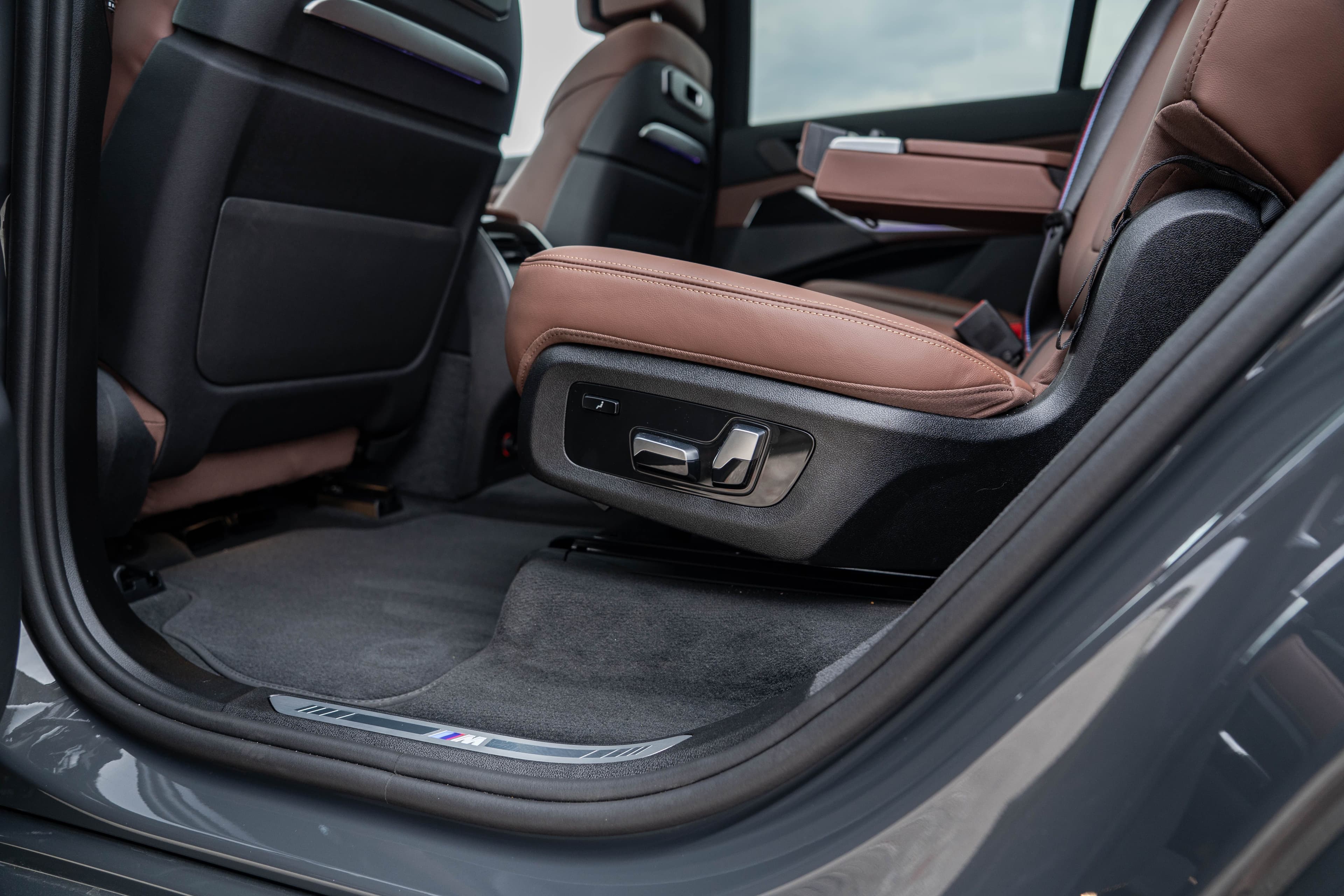 BMW X7 zdjęcie 34