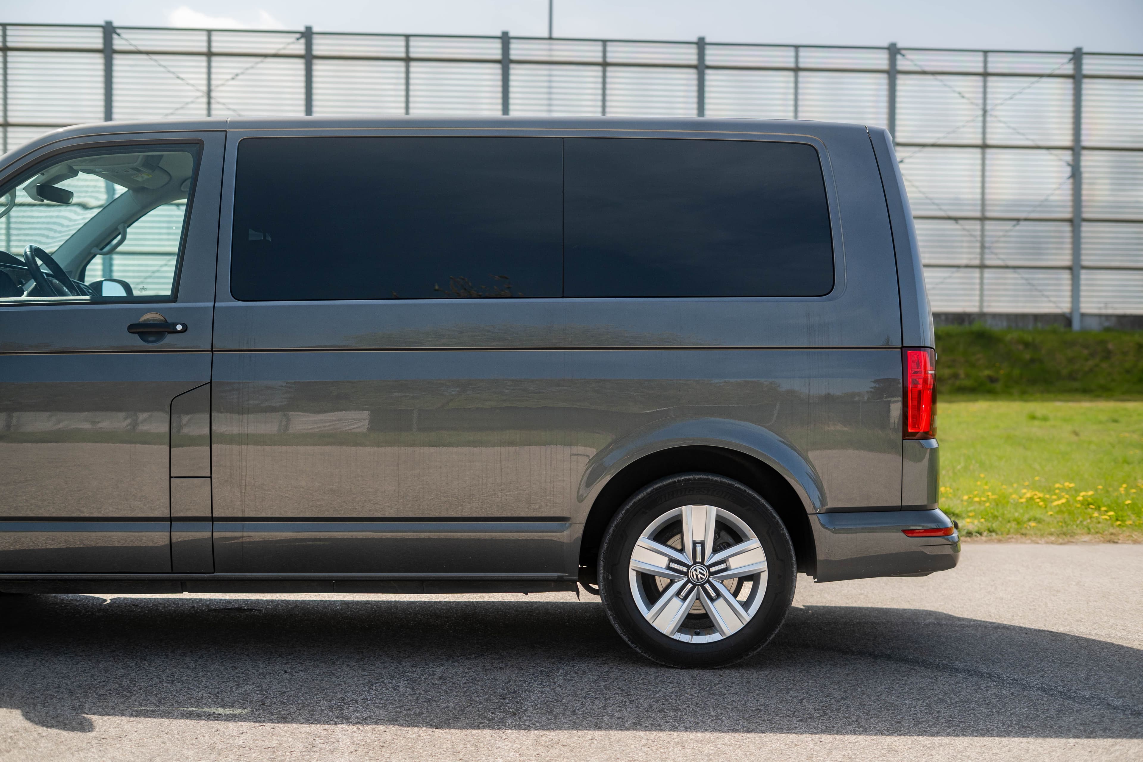 Volkswagen Multivan zdjęcie 12