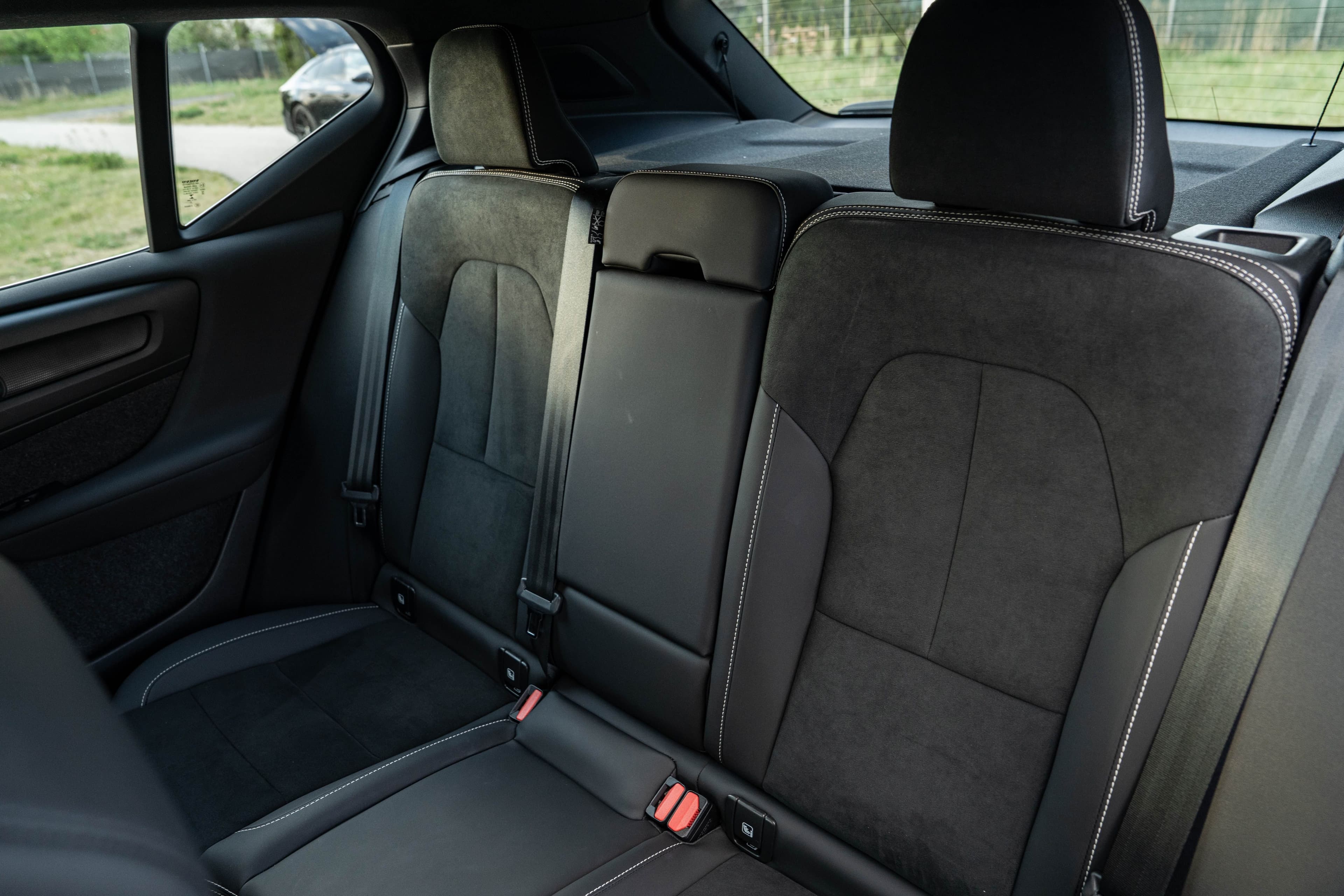 Volvo XC 40 zdjęcie 24