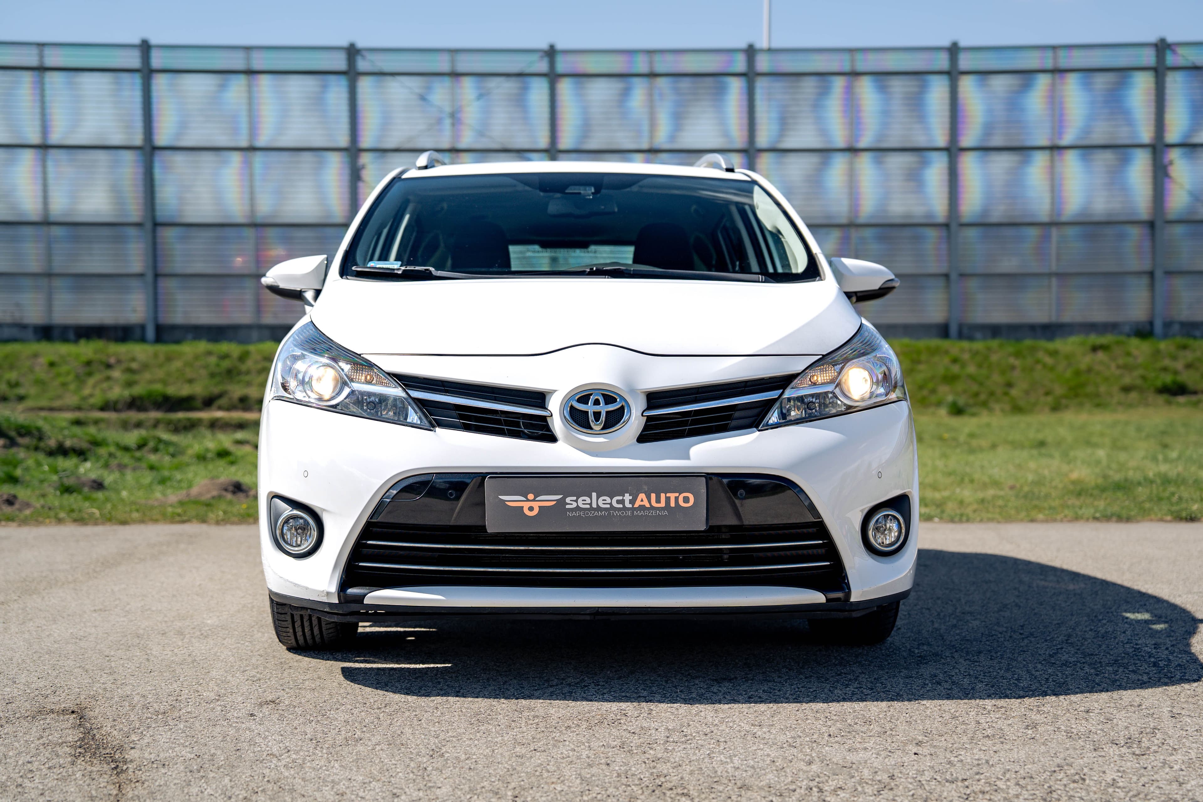 Toyota Verso zdjęcie 2