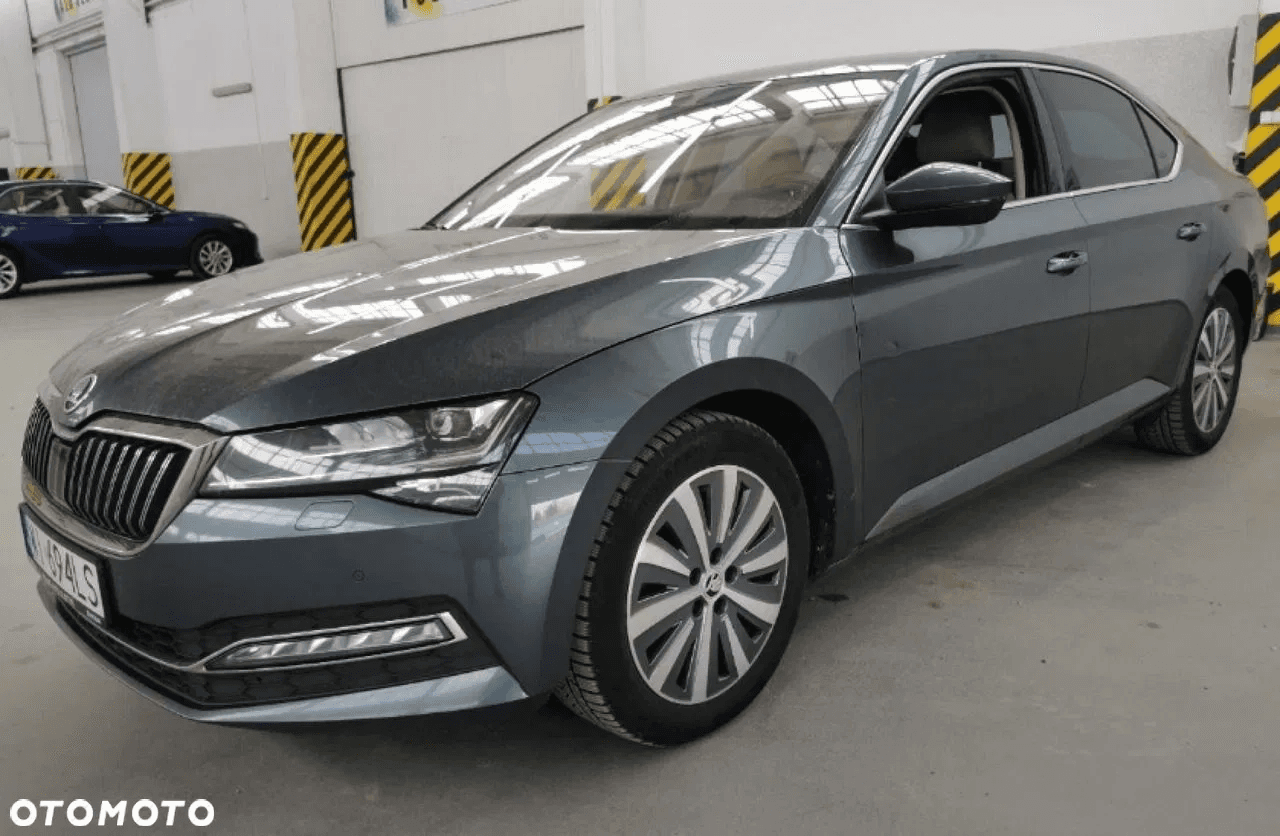 Skoda Superb zdjęcie 2