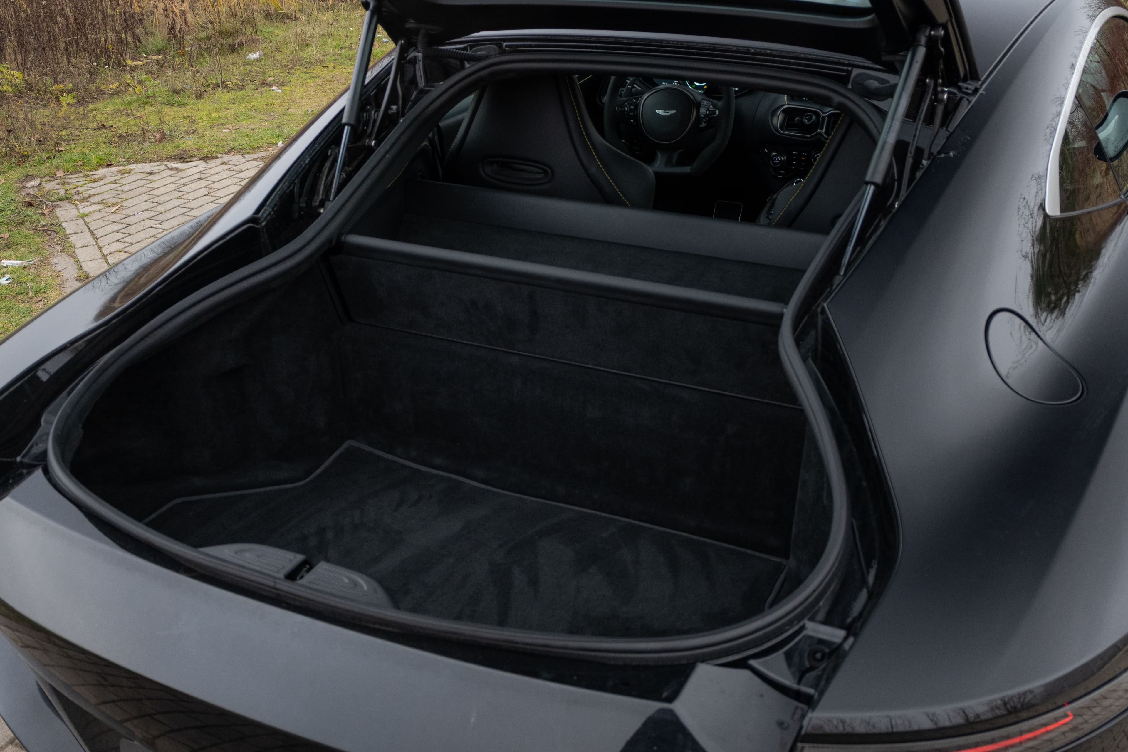 Aston Martin Vantage zdjęcie 33