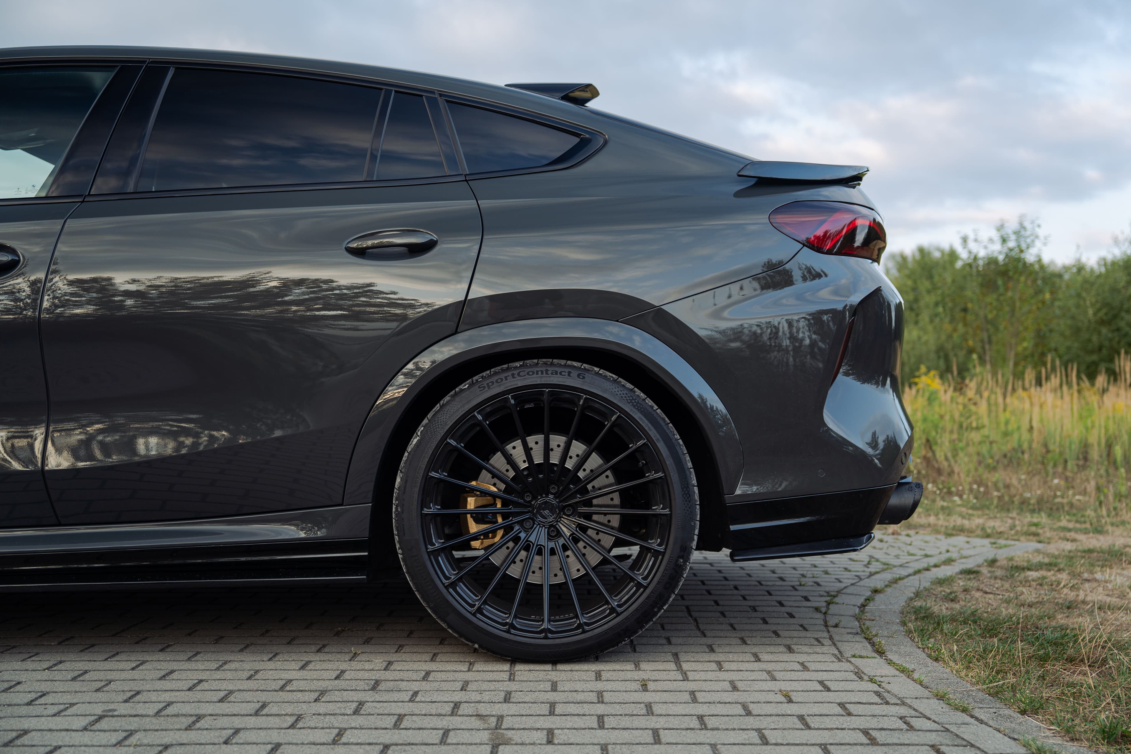BMW X6 zdjęcie 12