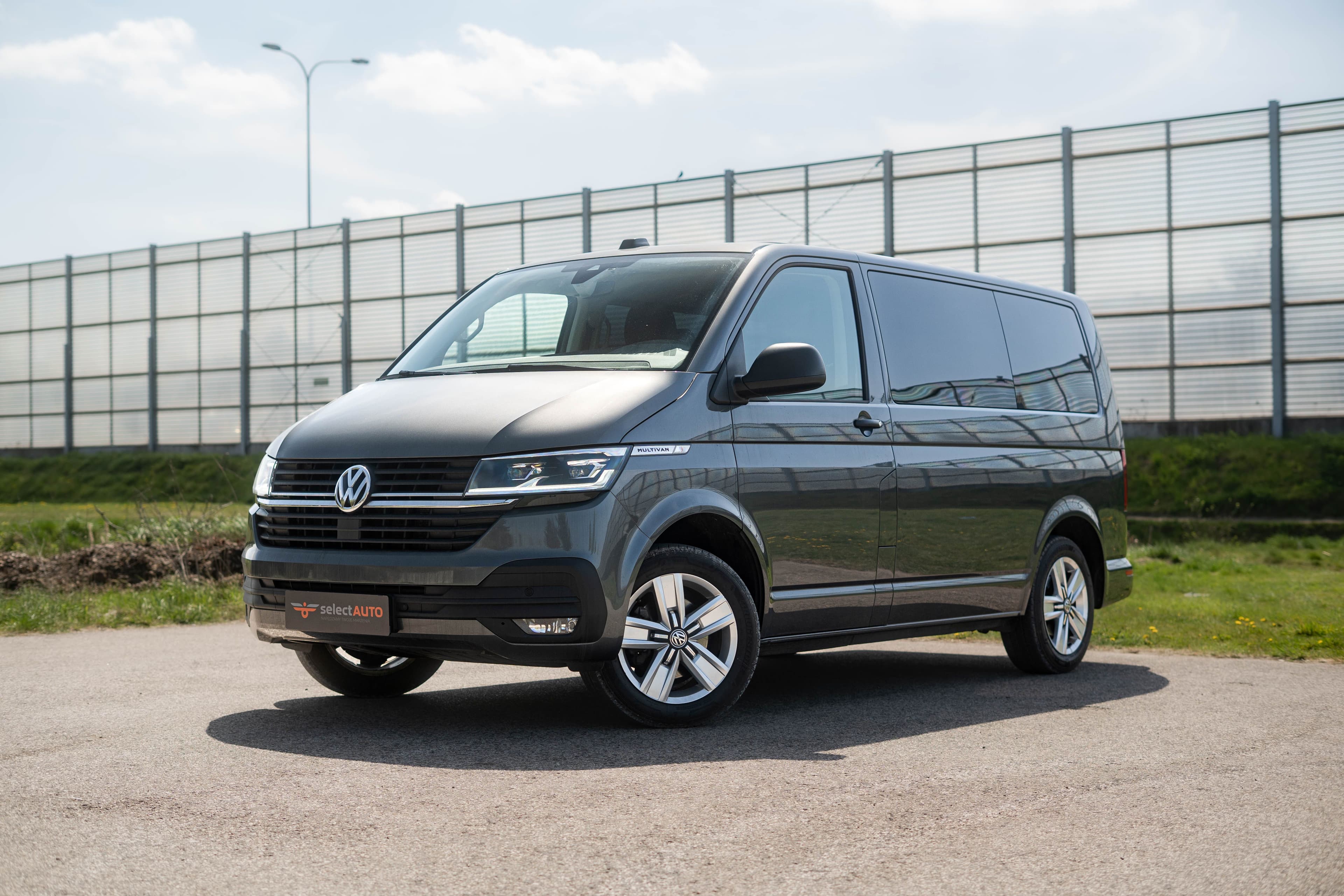 Volkswagen Multivan zdjęcie 1