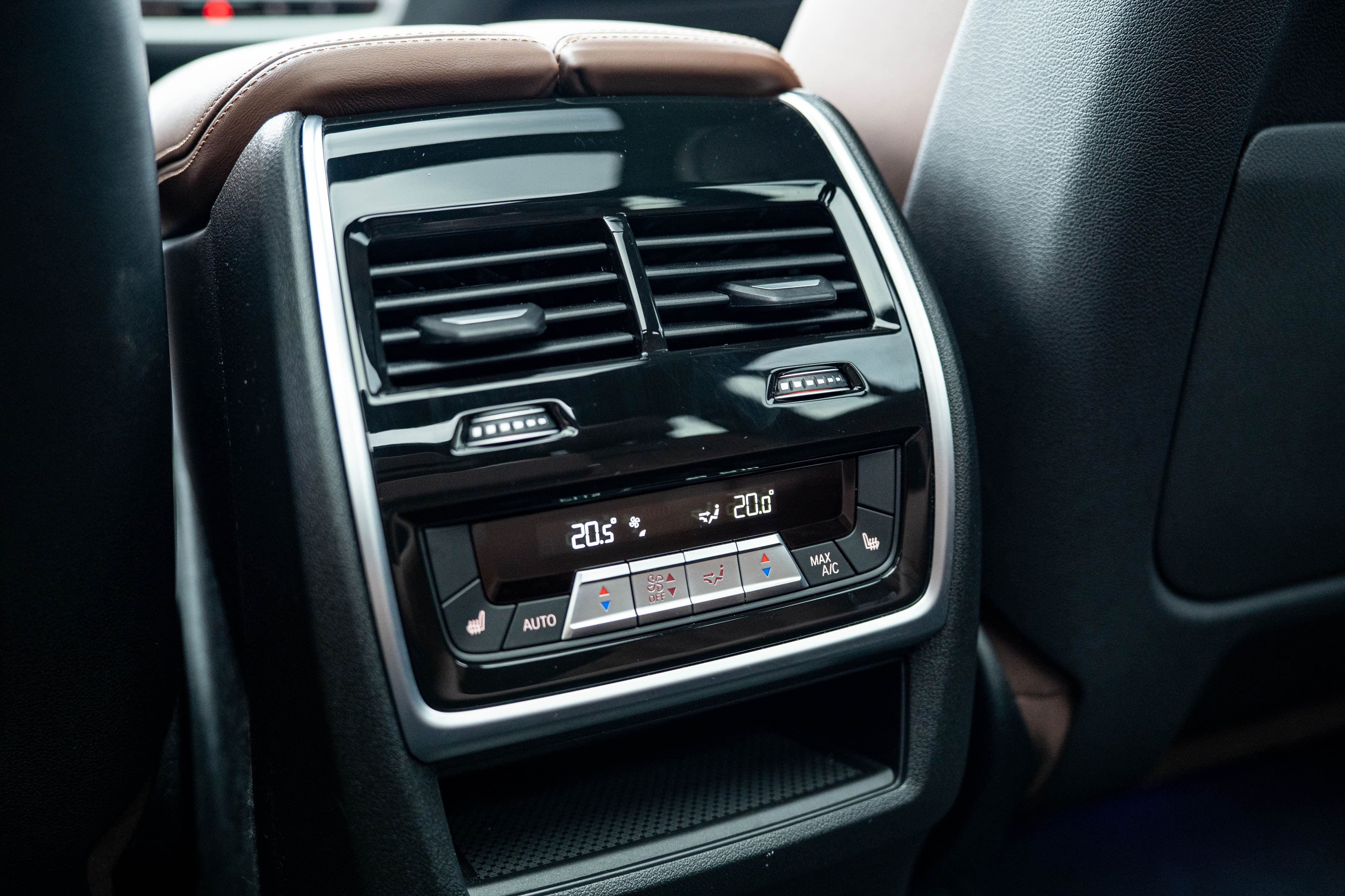 BMW X7 zdjęcie 39