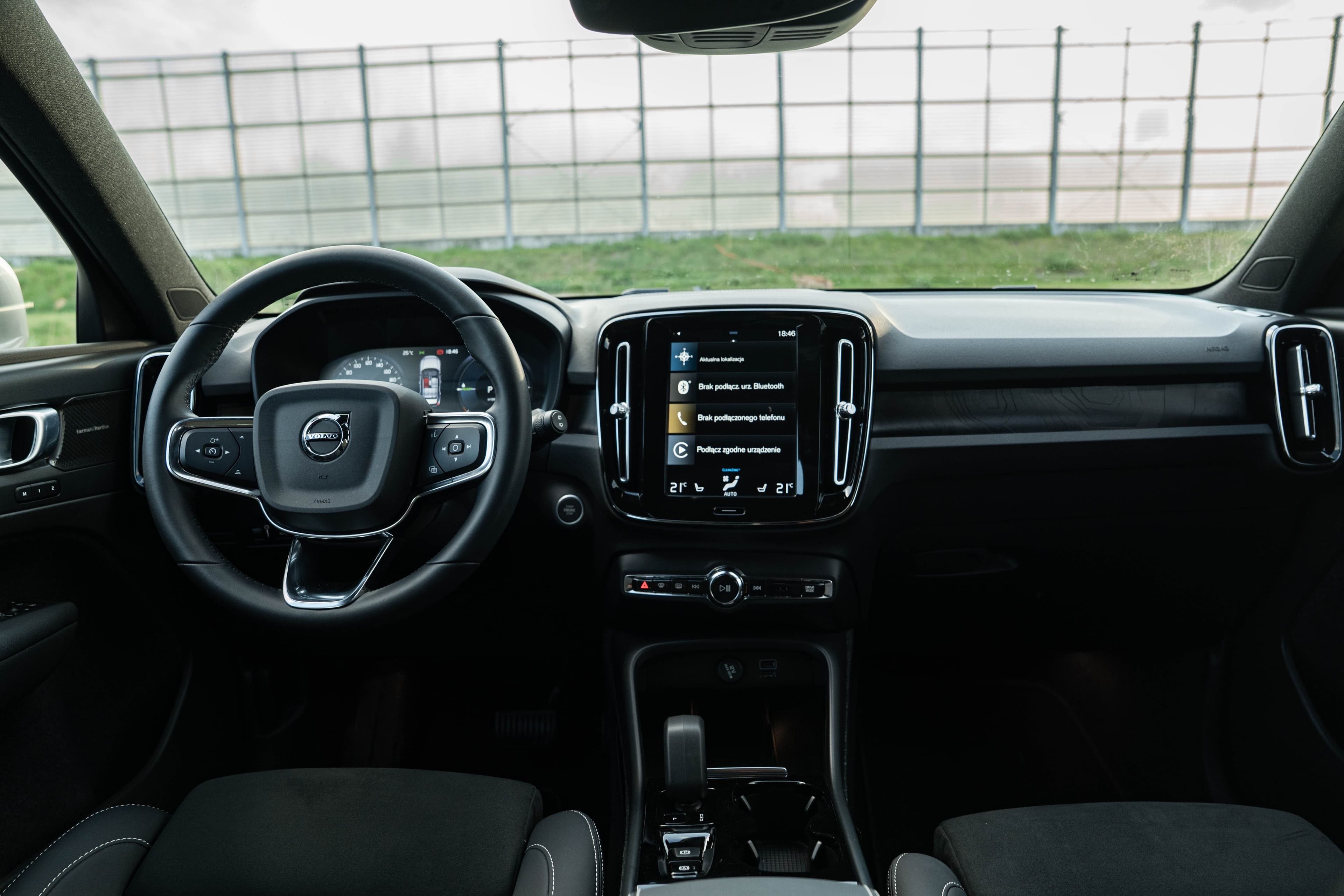 Volvo XC 40 zdjęcie 19