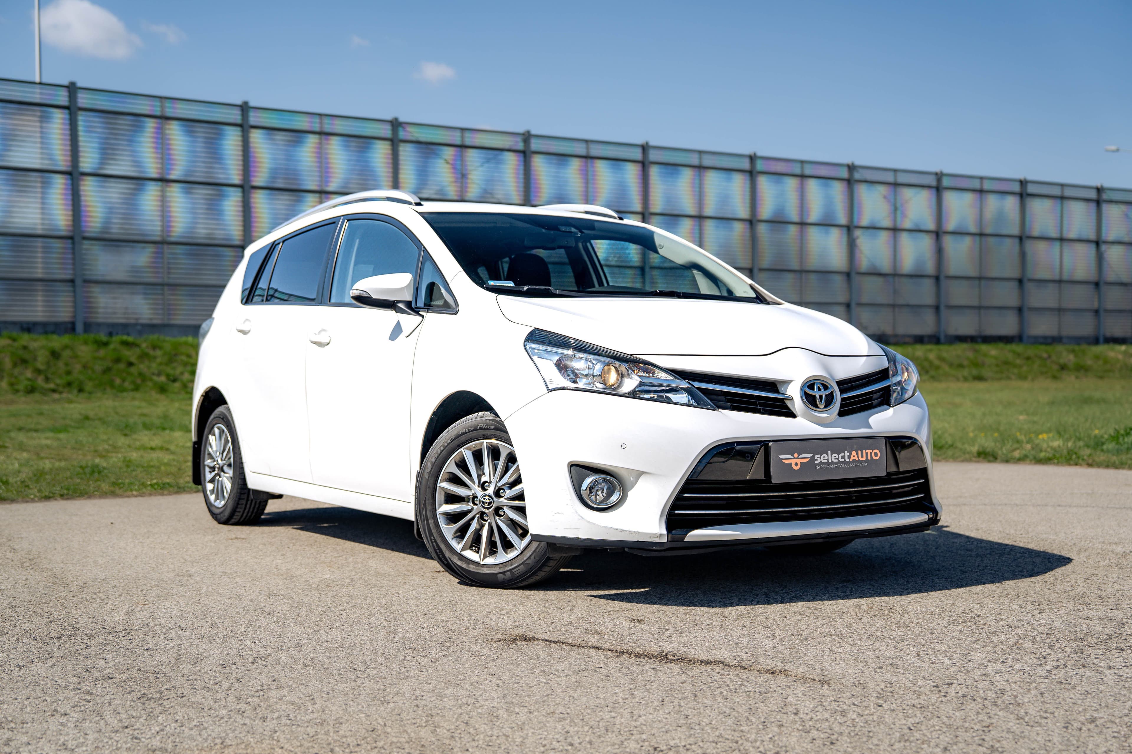 Toyota Verso zdjęcie 3