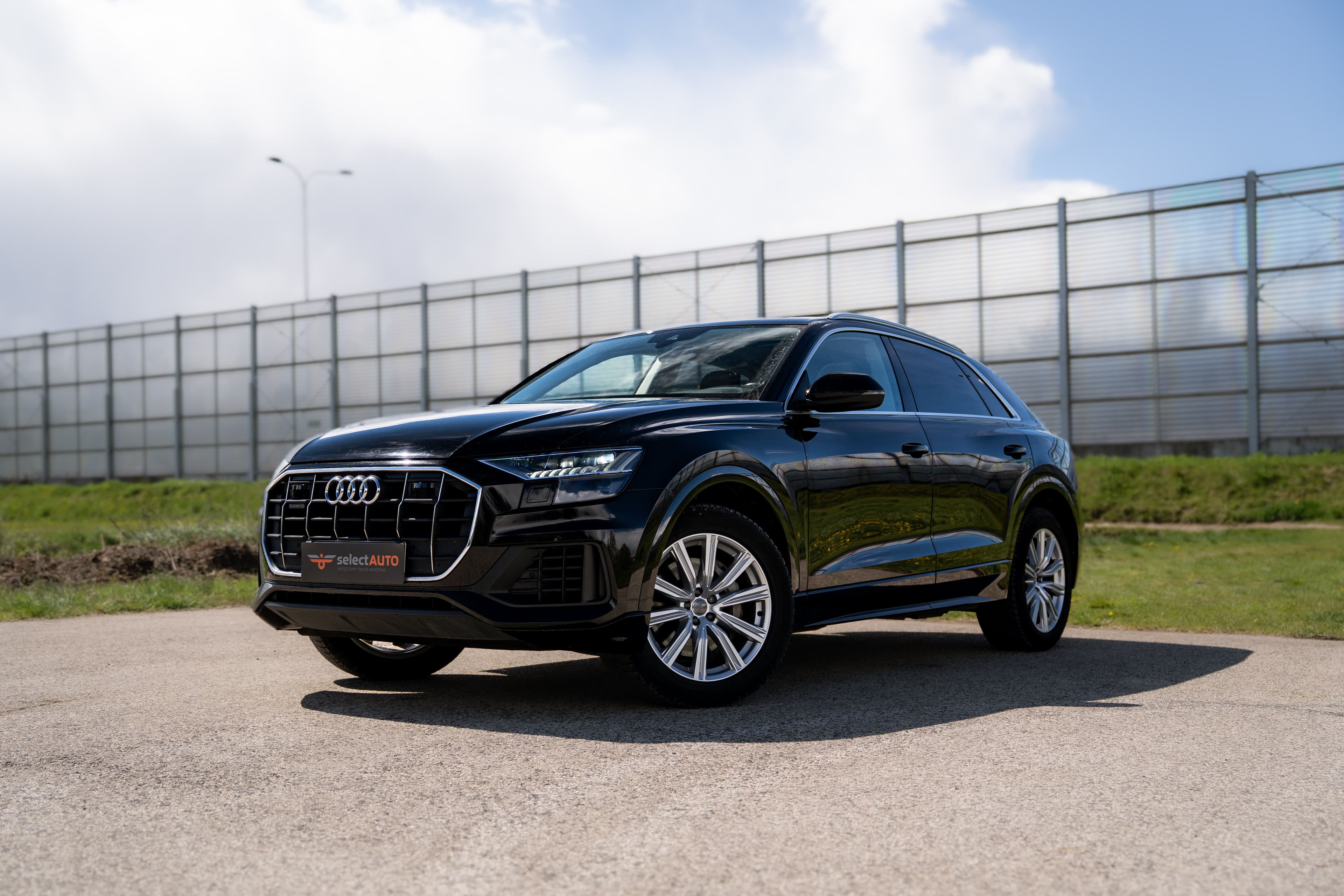 Audi Q8 zdjęcie 1