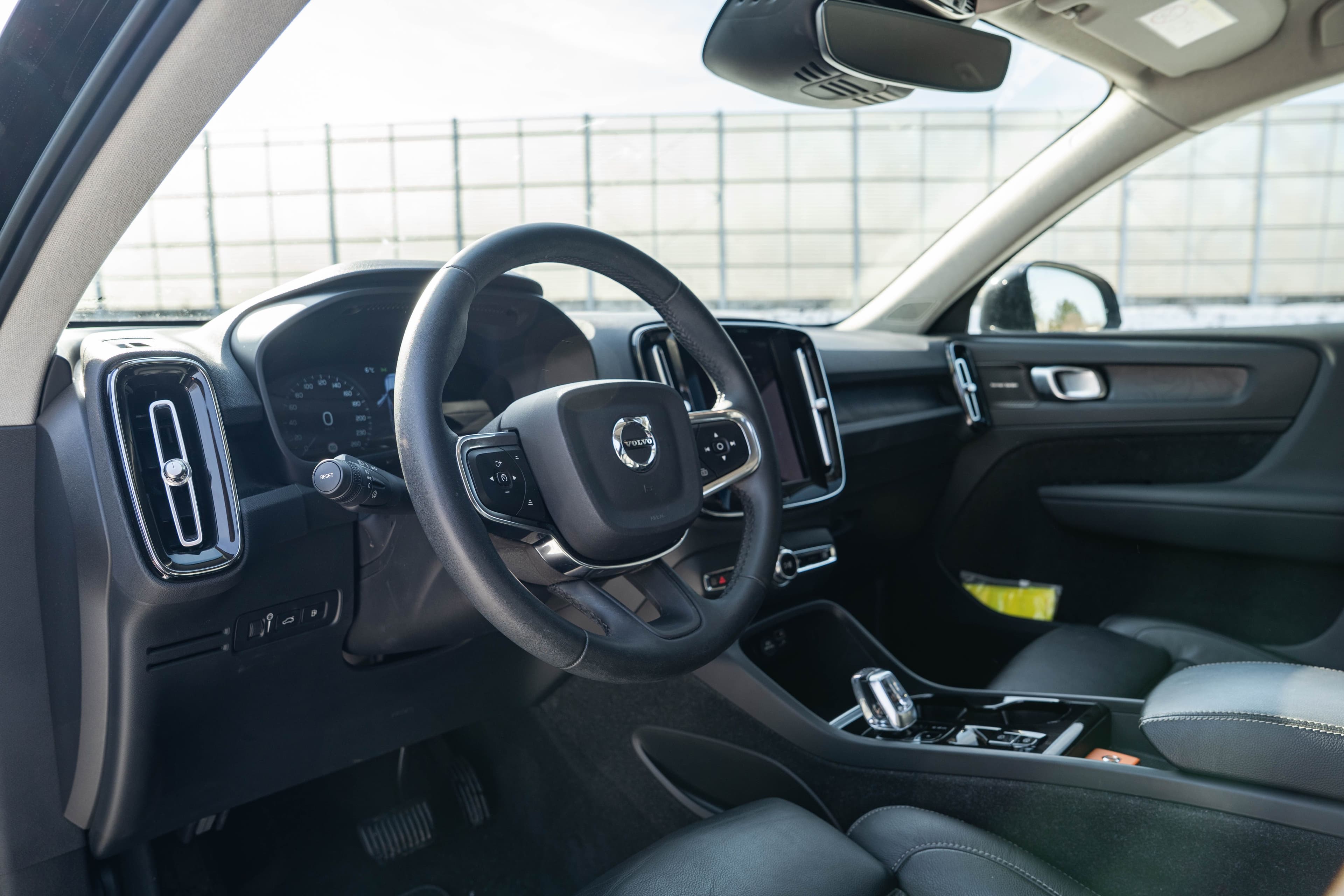 Volvo XC 40 zdjęcie 16