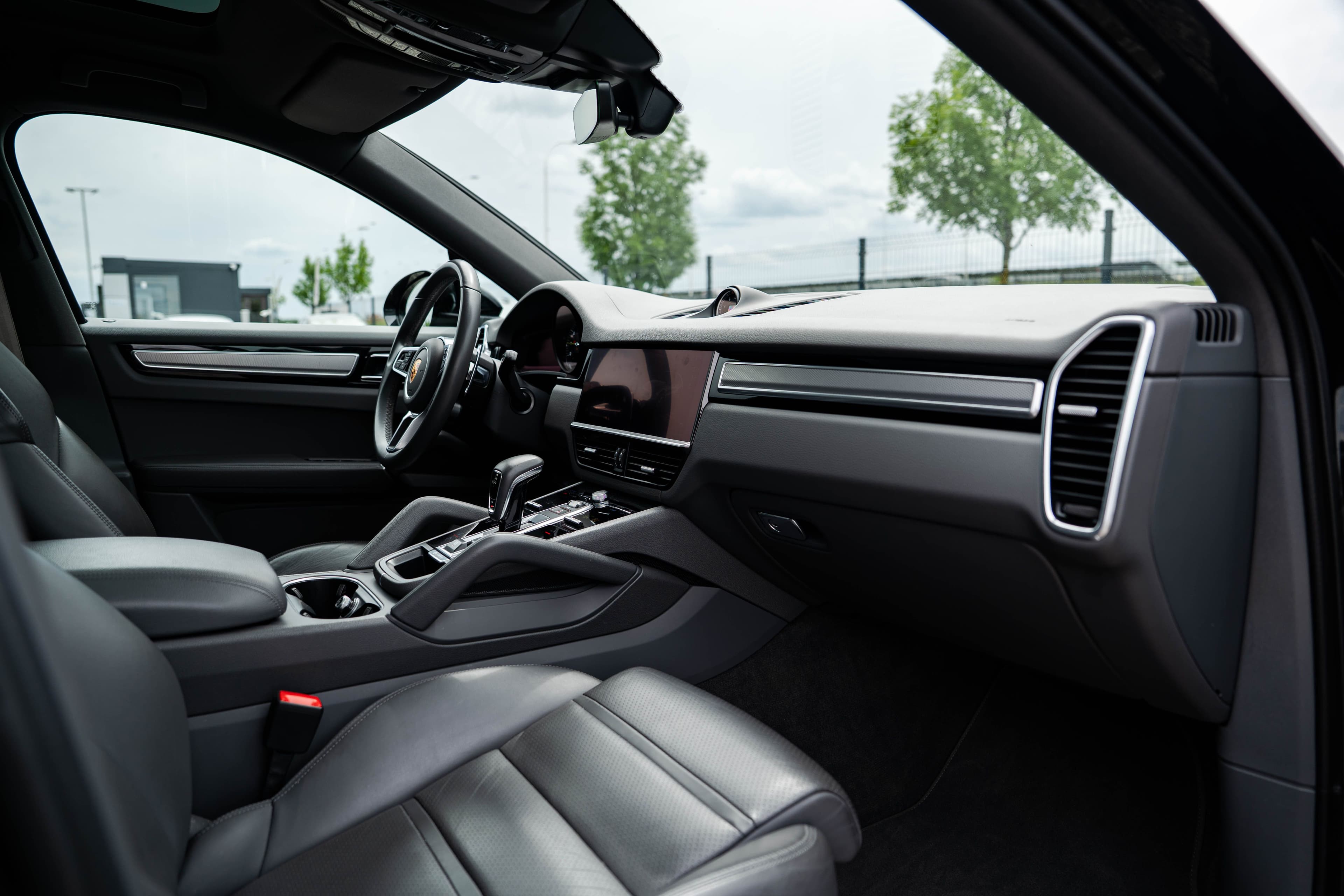 Porsche Cayenne zdjęcie 21