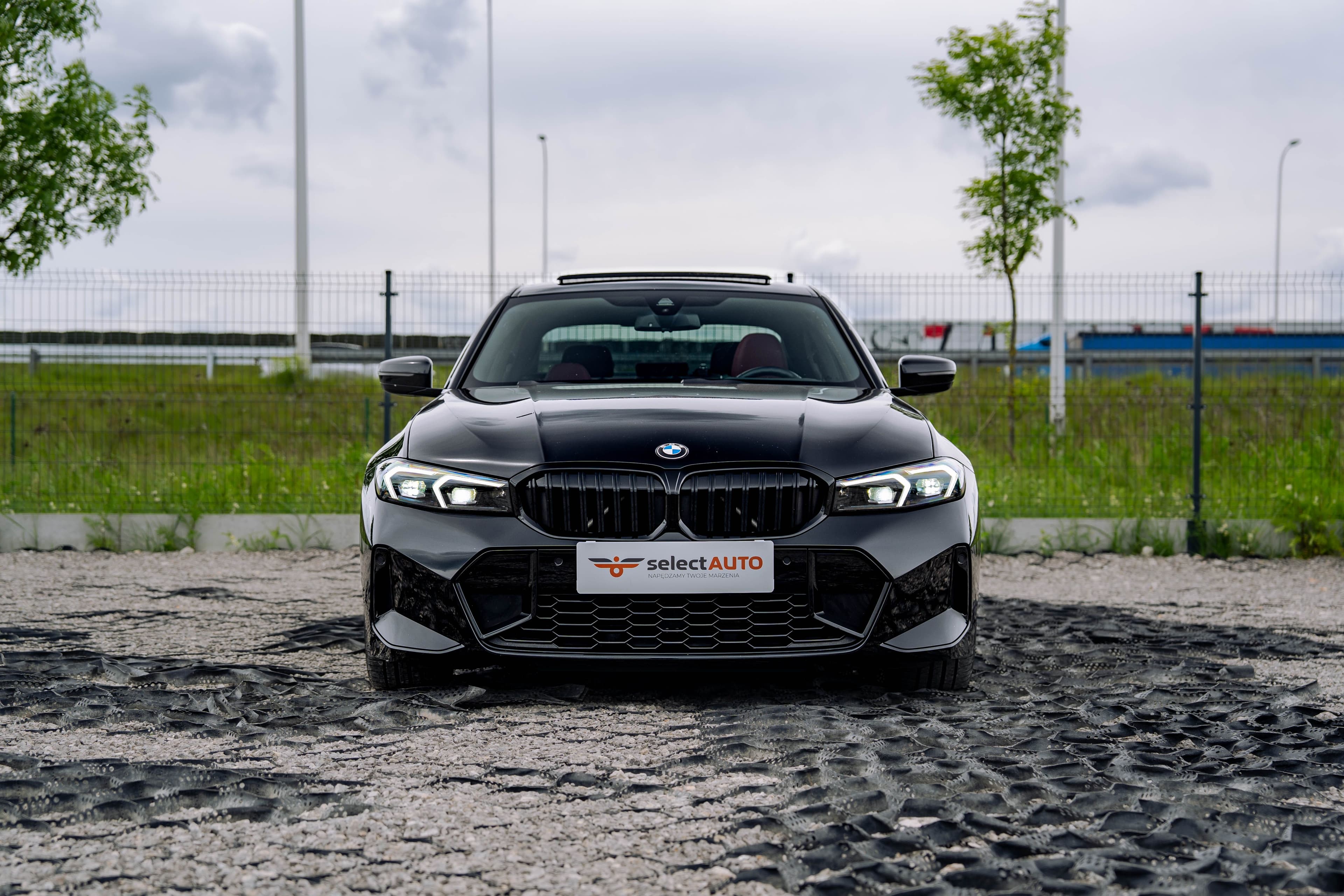 BMW Seria 3 zdjęcie 2