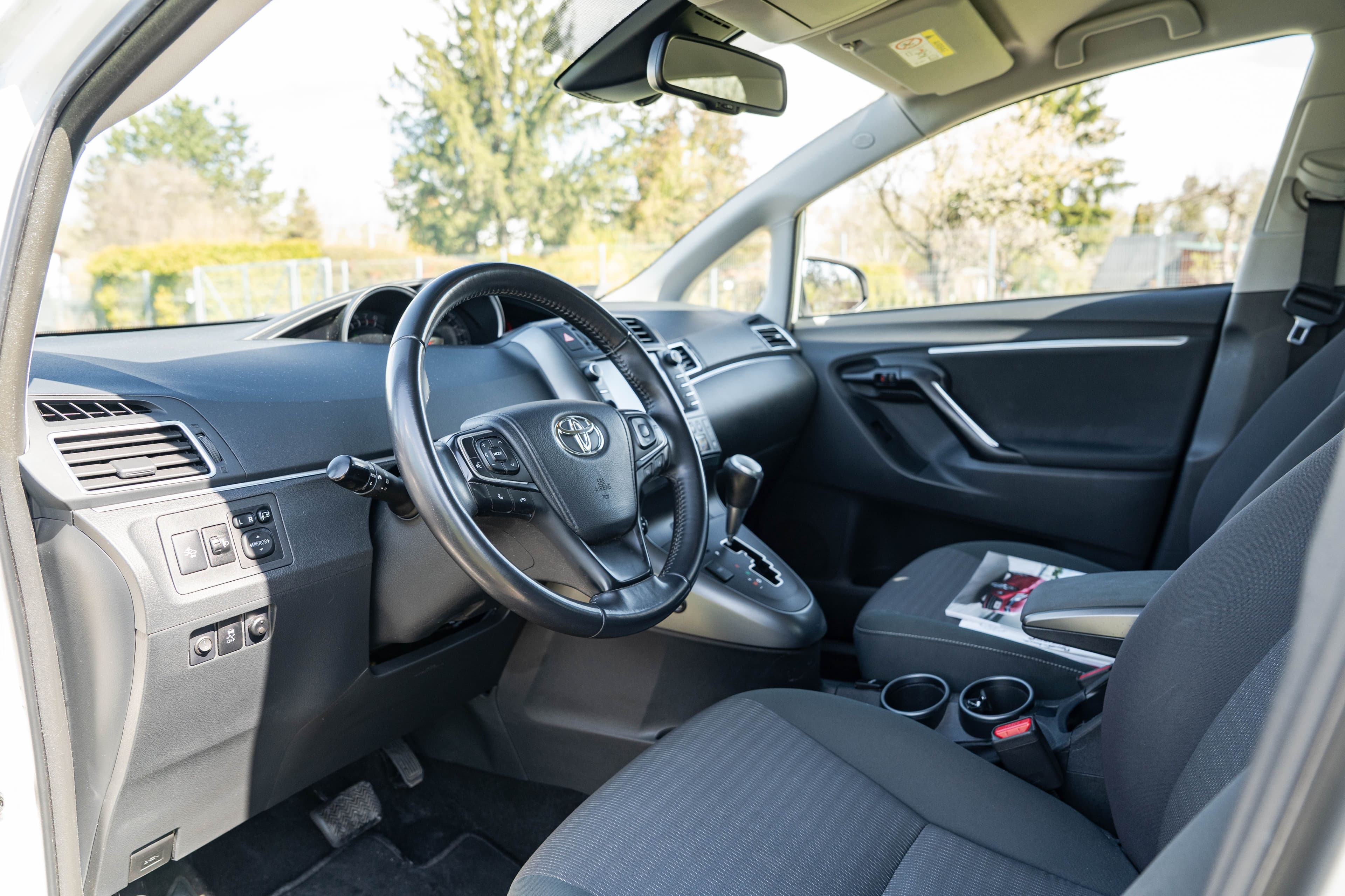 Toyota Verso zdjęcie 13