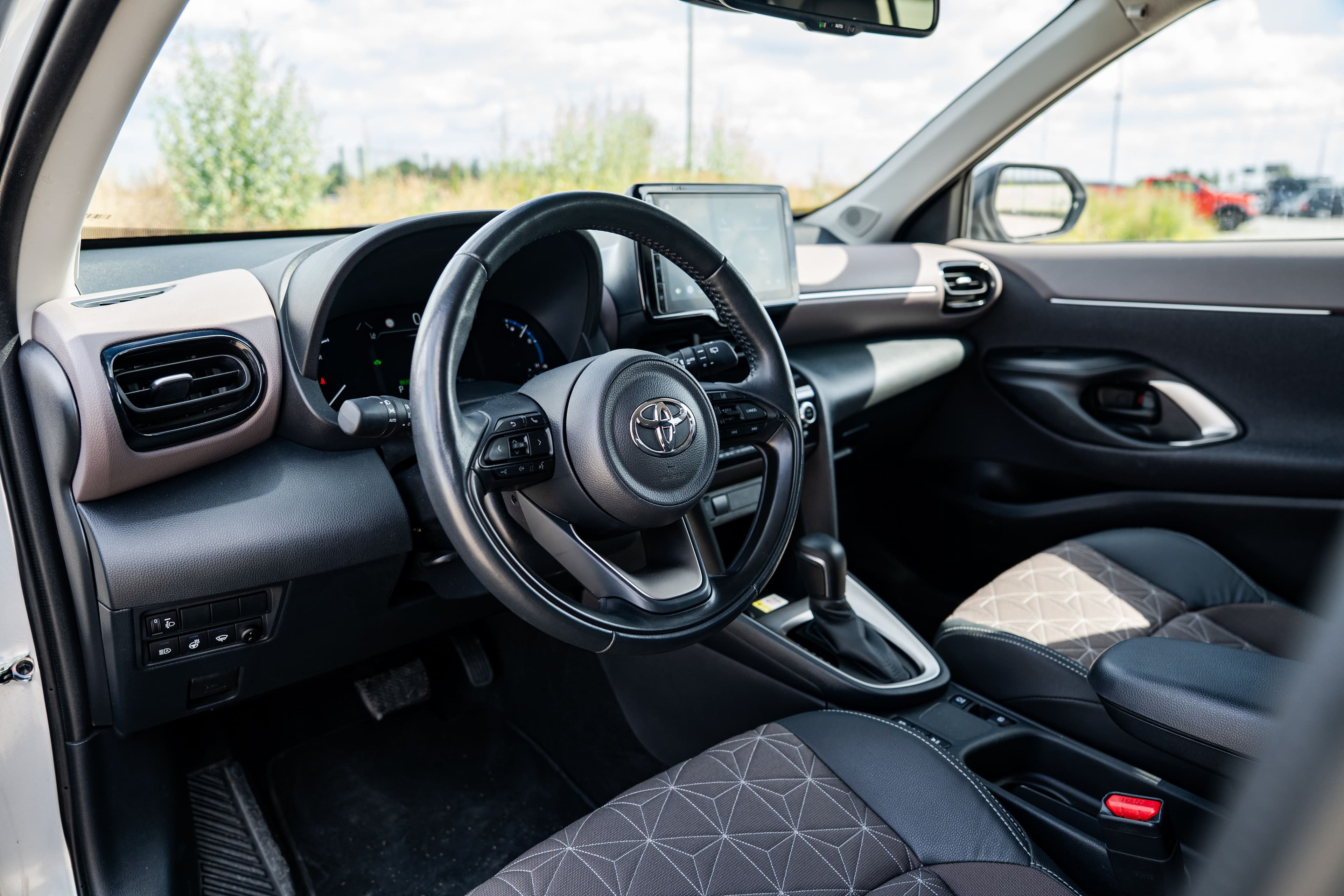 Toyota Yaris Cross zdjęcie 13