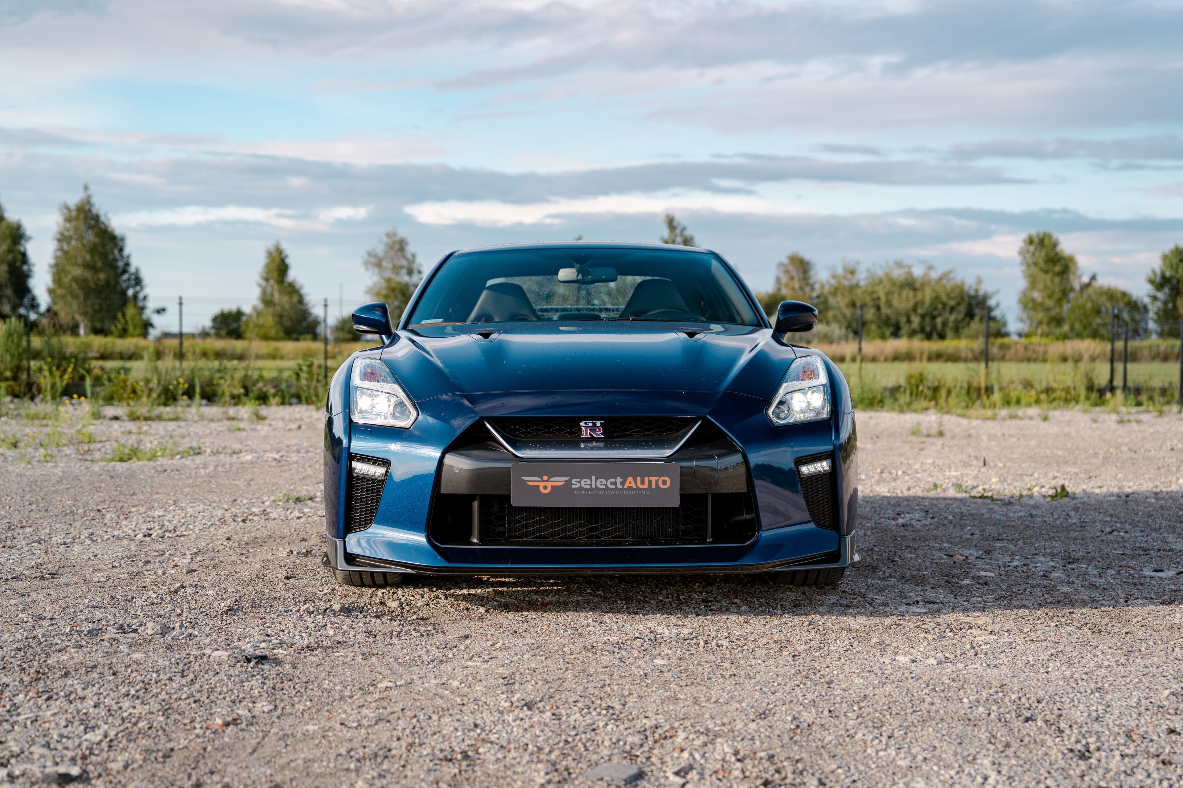 Nissan GT-R zdjęcie 2