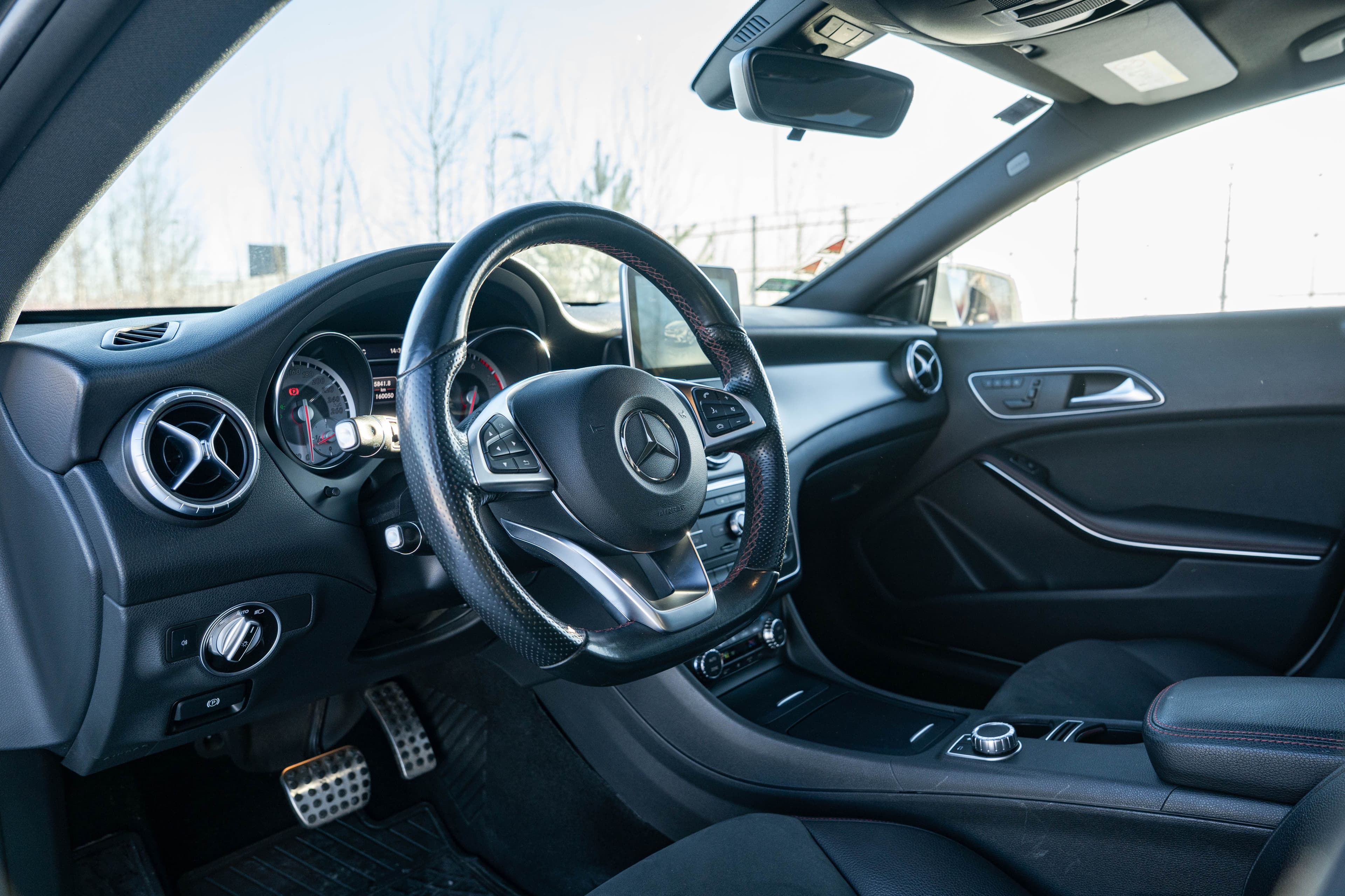 Mercedes-Benz CLA zdjęcie 17