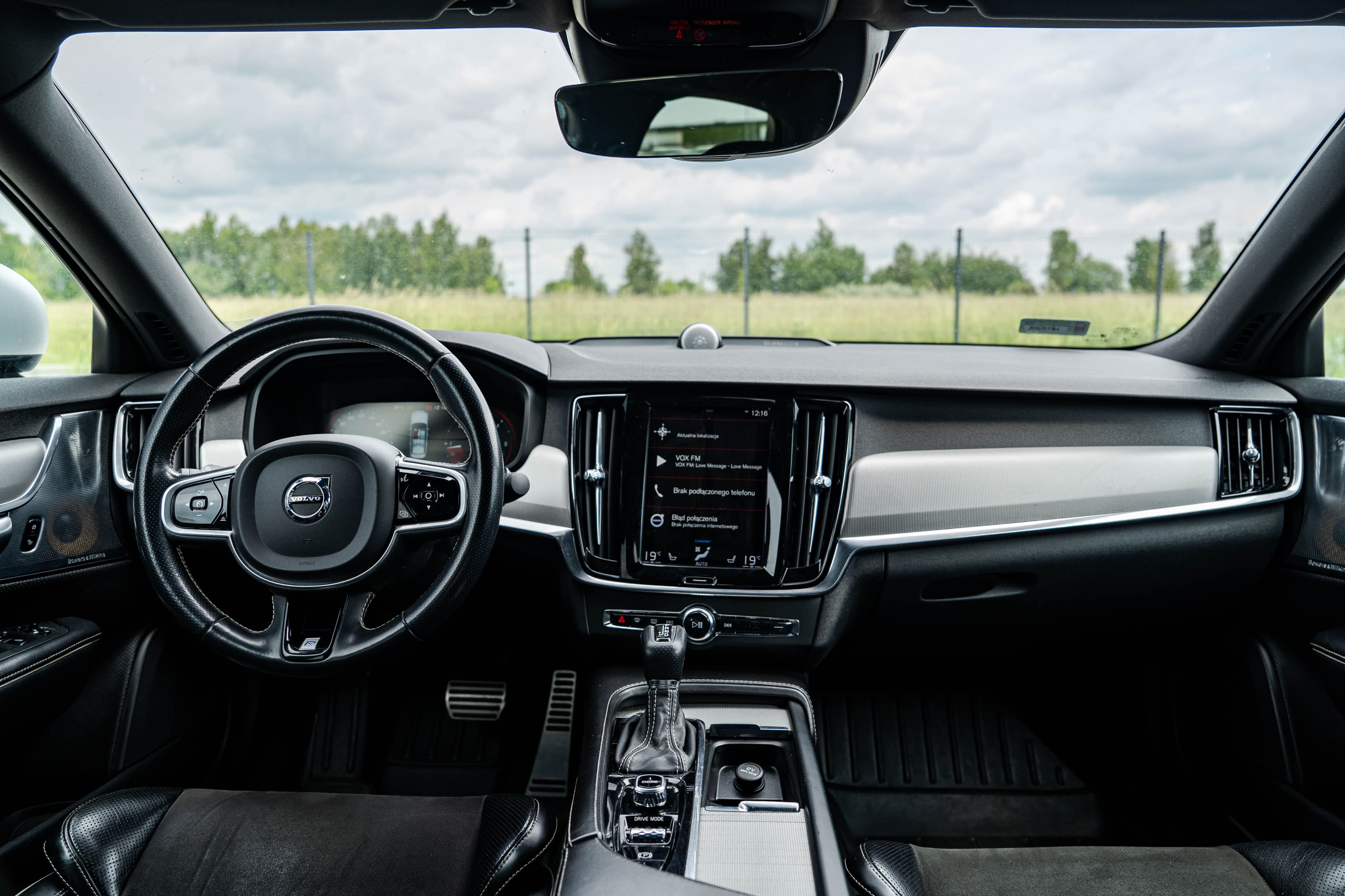 Volvo S90 zdjęcie 19