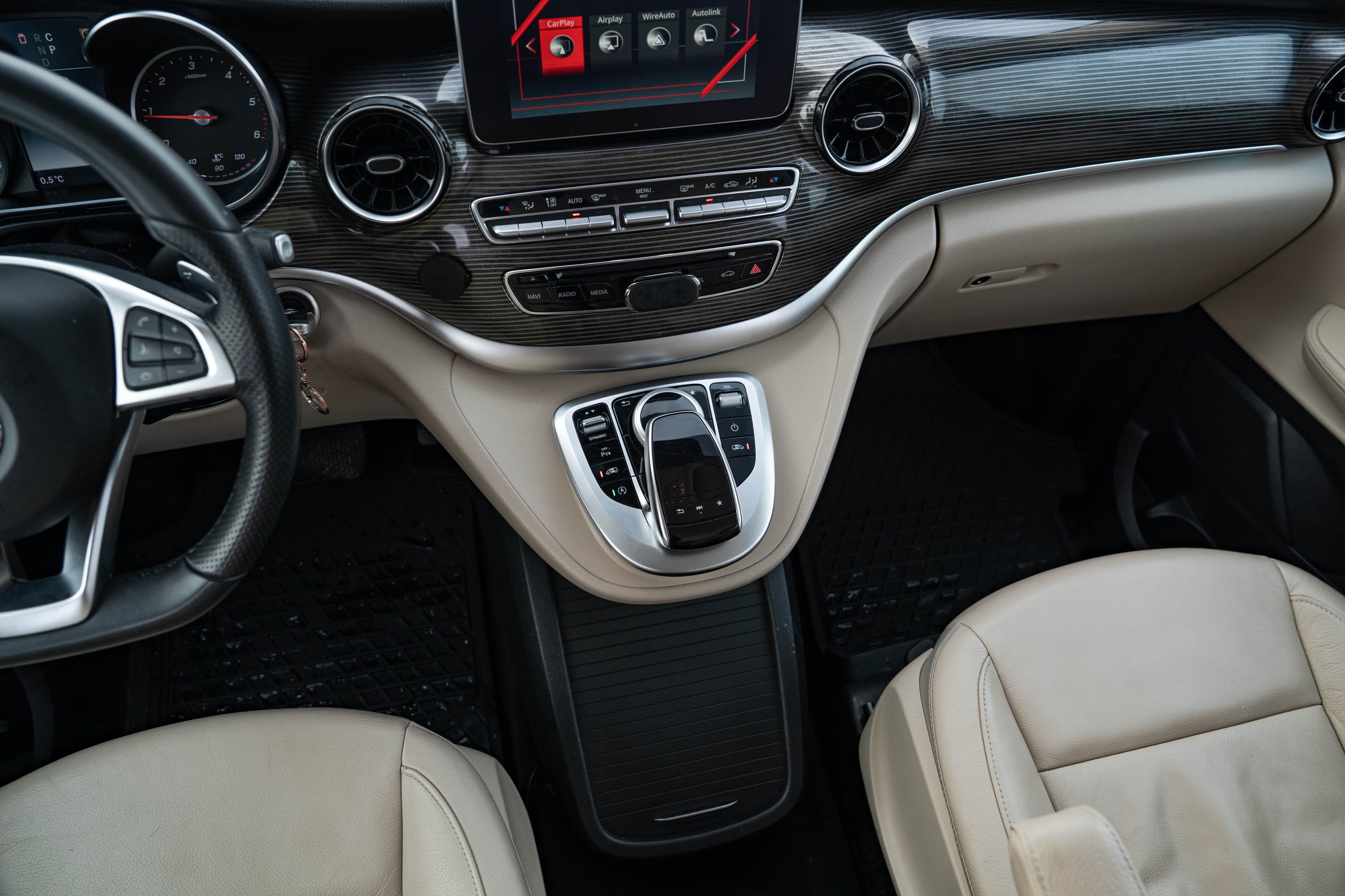 Mercedes-Benz V Klasa zdjęcie 17