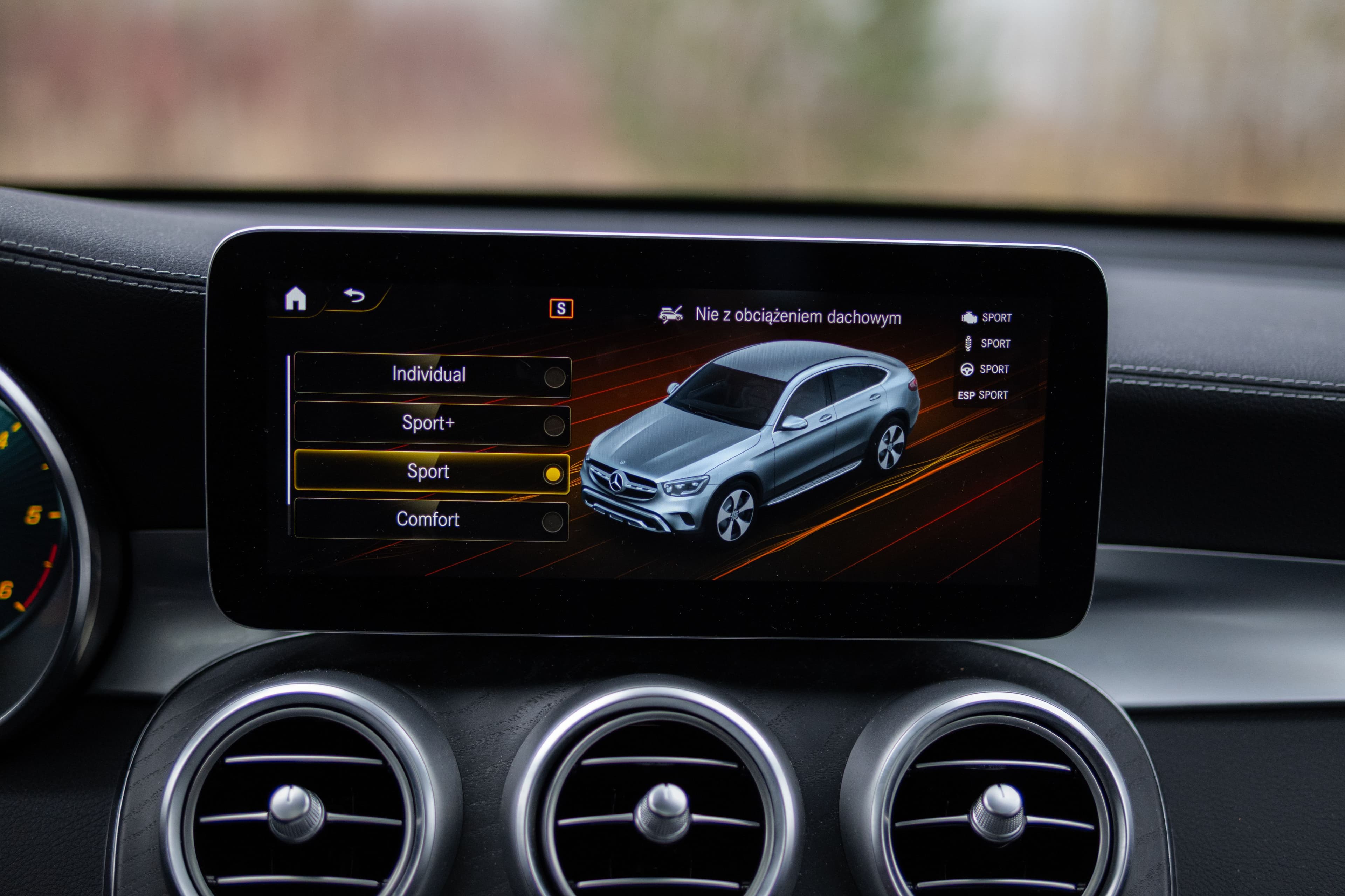 Mercedes-Benz GLC zdjęcie 21