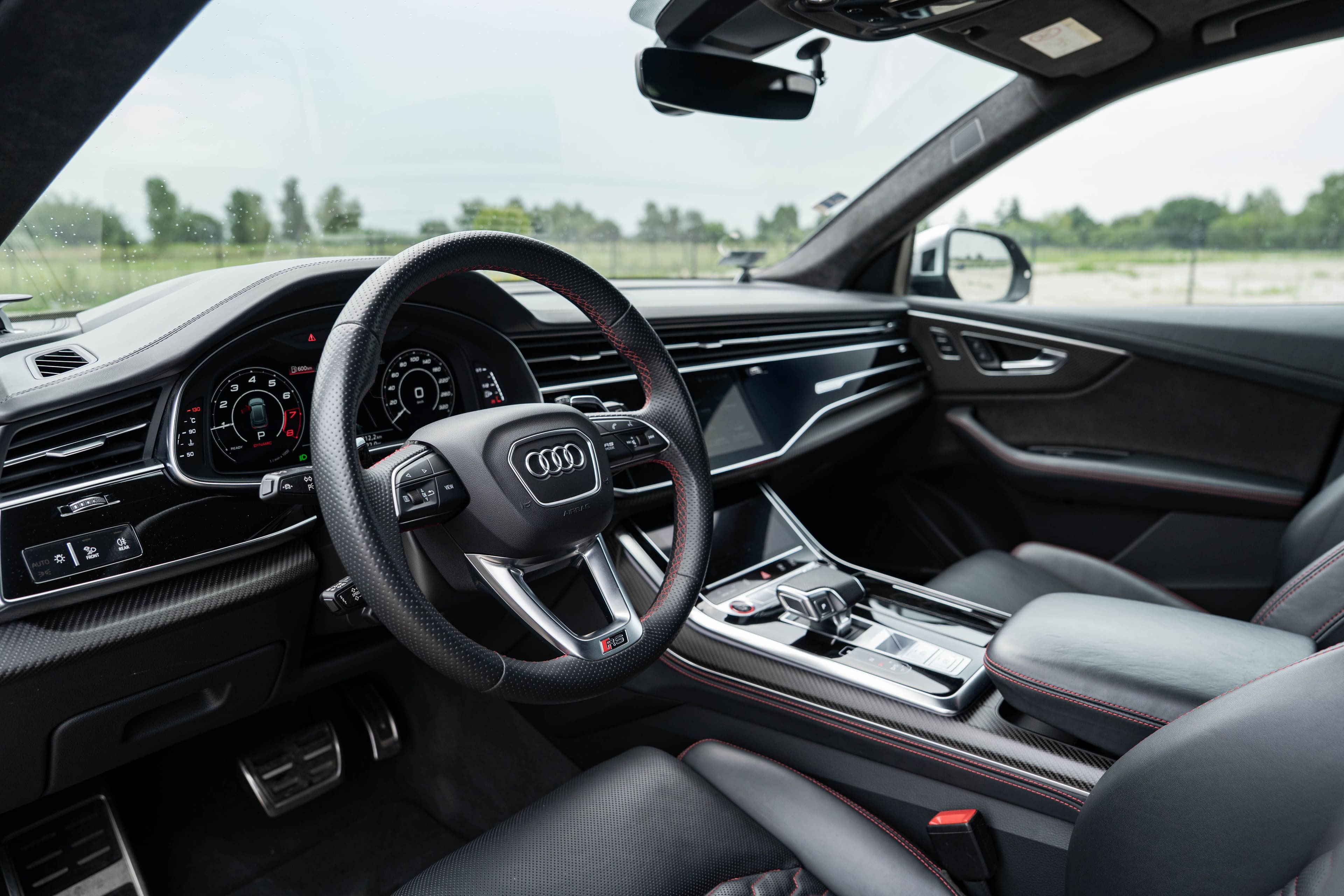 Audi RSQ8 zdjęcie 19