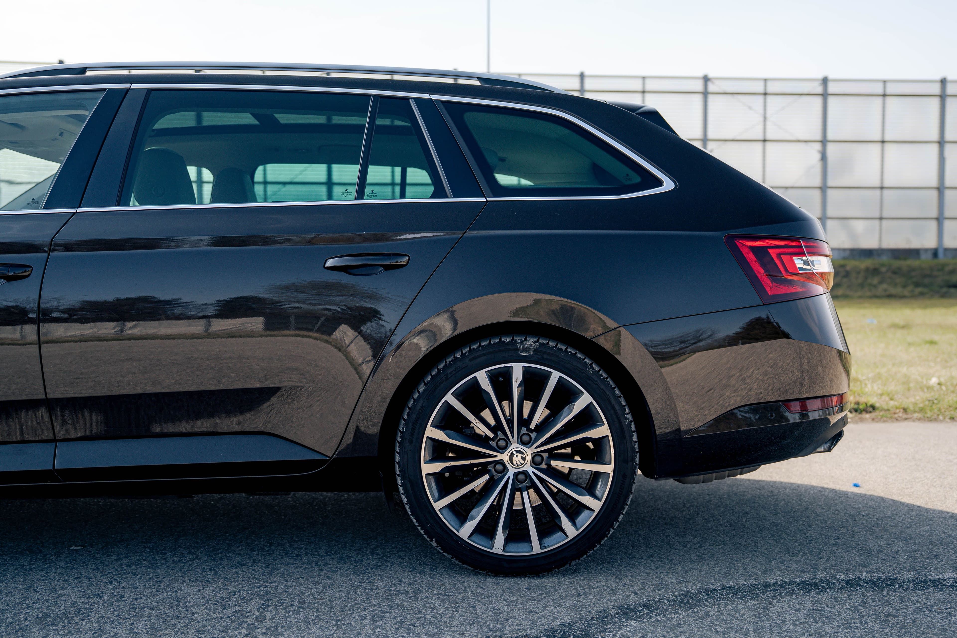 Skoda Superb zdjęcie 12