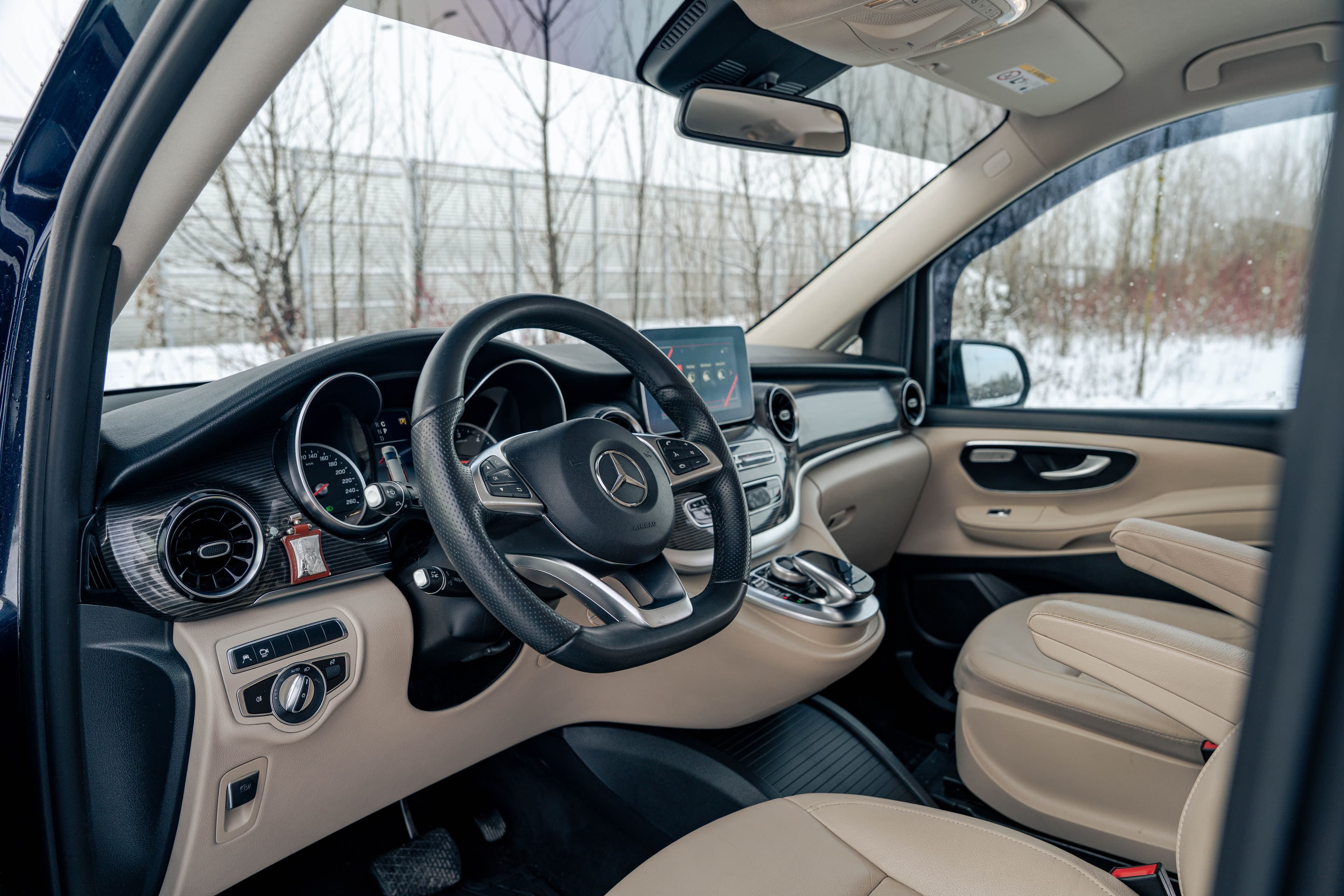 Mercedes-Benz V Klasa zdjęcie 14