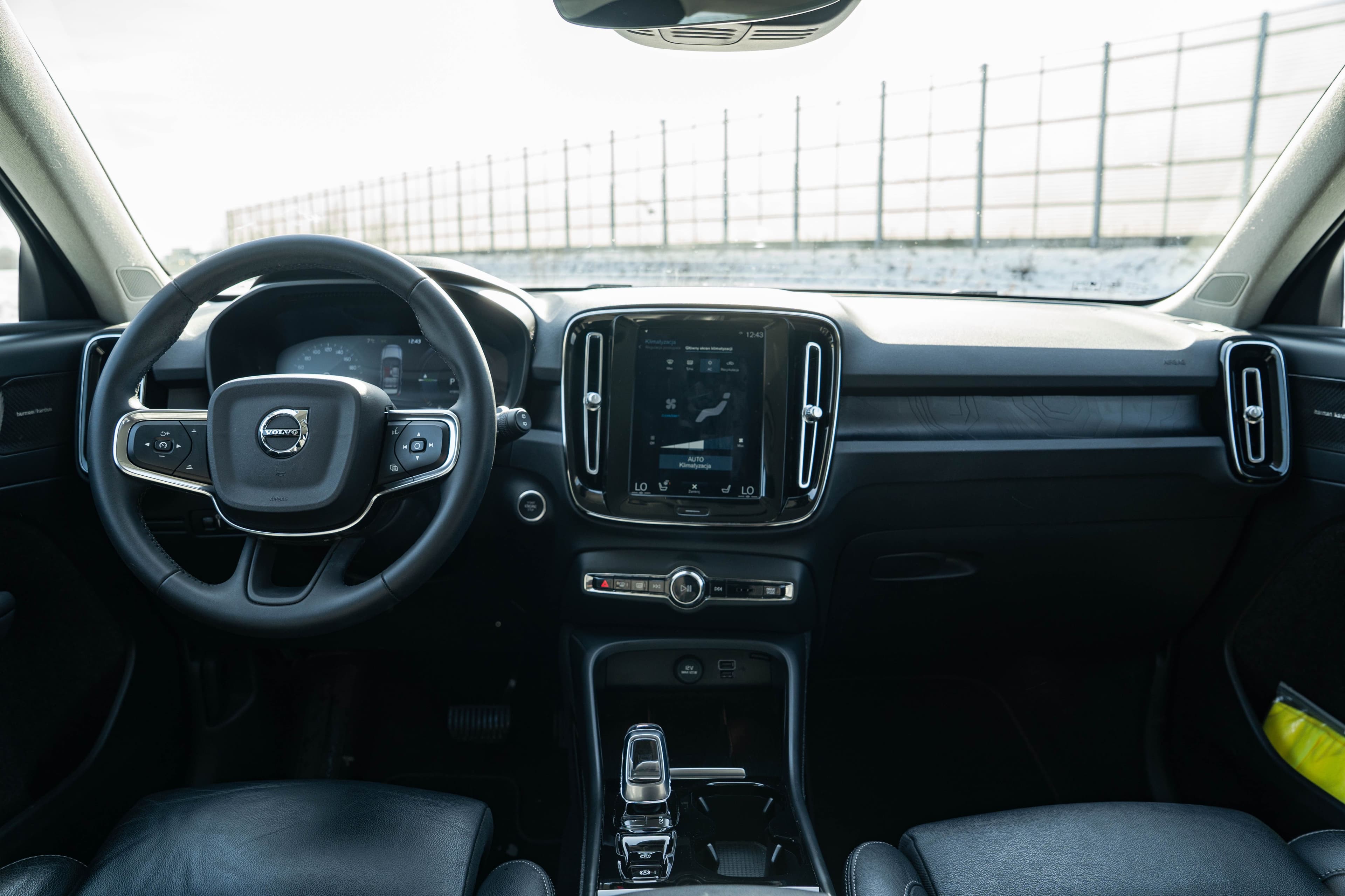 Volvo XC 40 zdjęcie 18