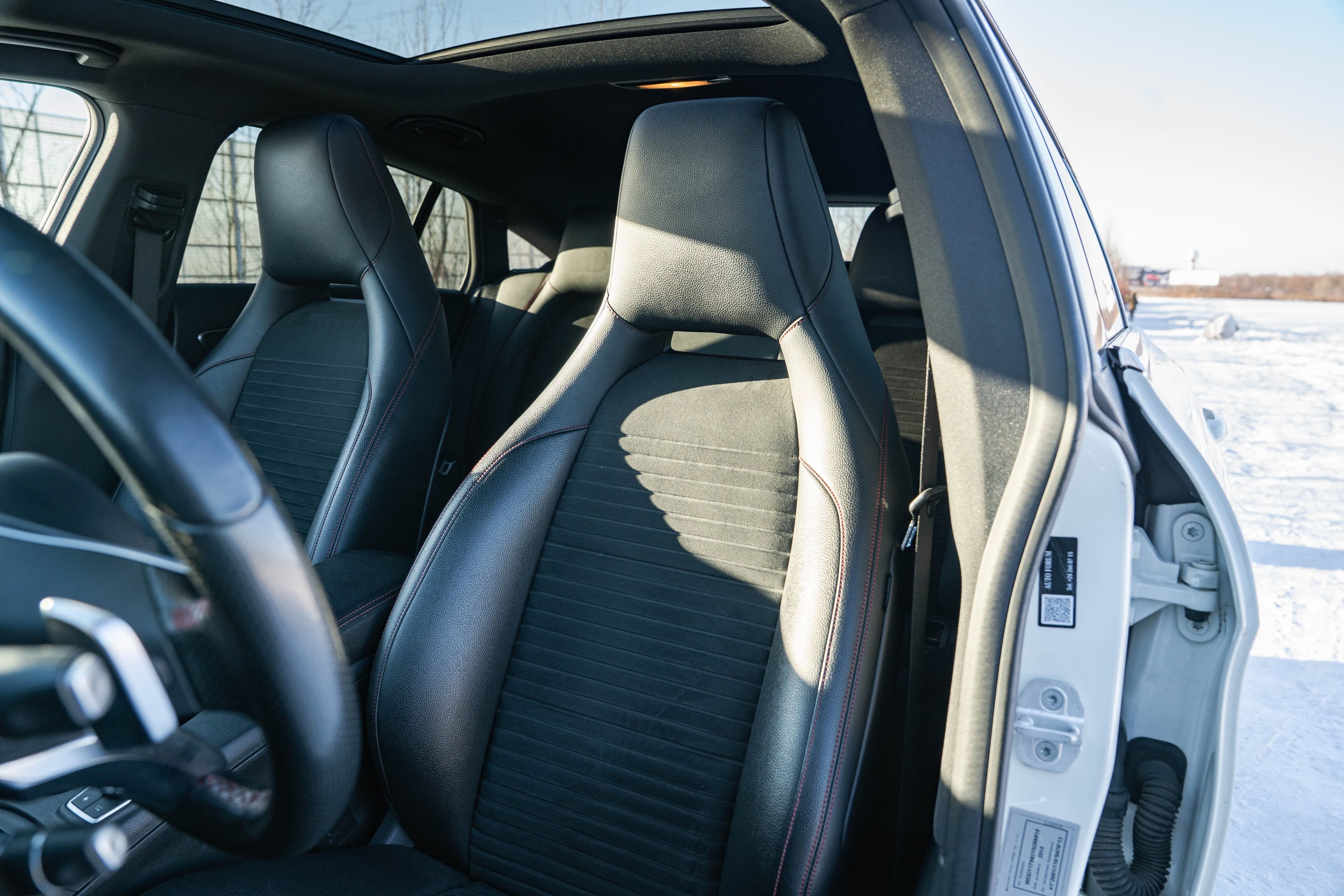 Mercedes-Benz CLA zdjęcie 25