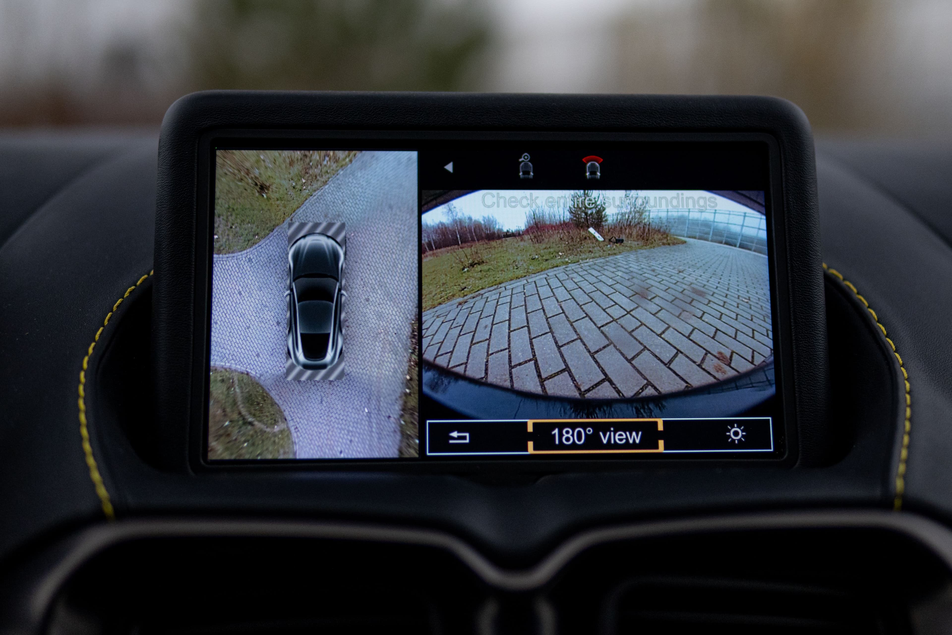 Aston Martin Vantage zdjęcie 23